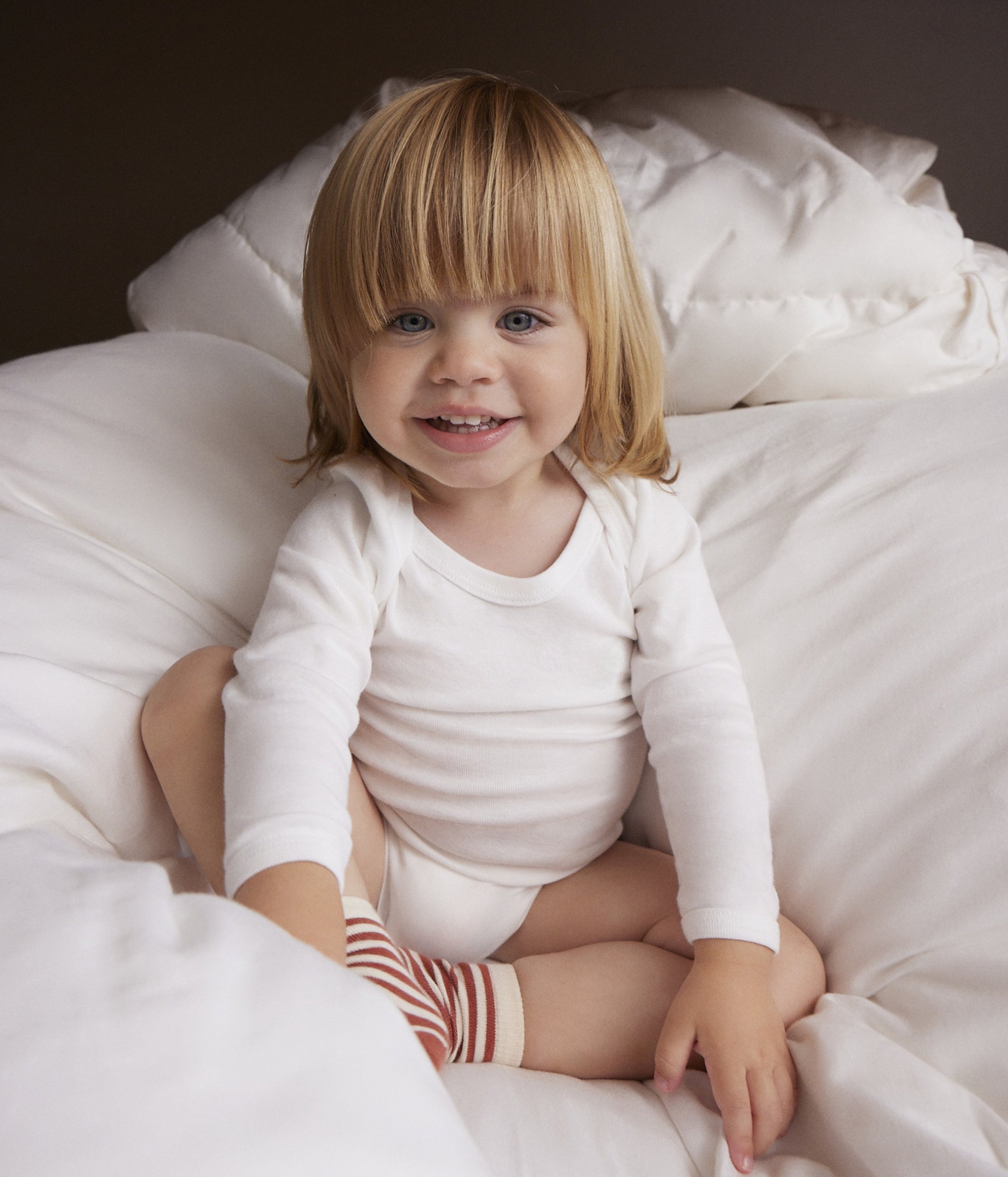lot-de-2-bodies-blancs-manches-longues-bébé
