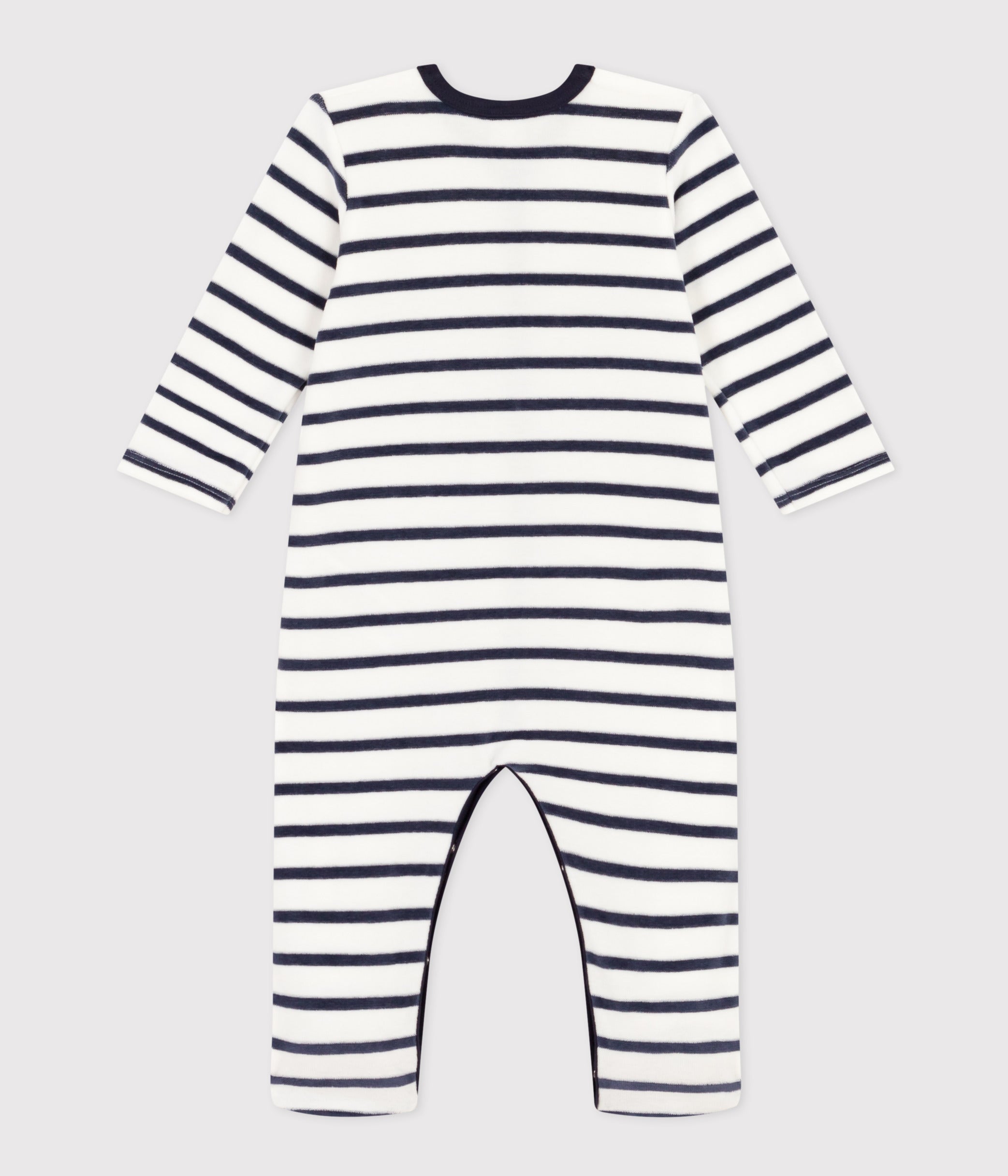 pyjama-bébé-rayé-en-velours