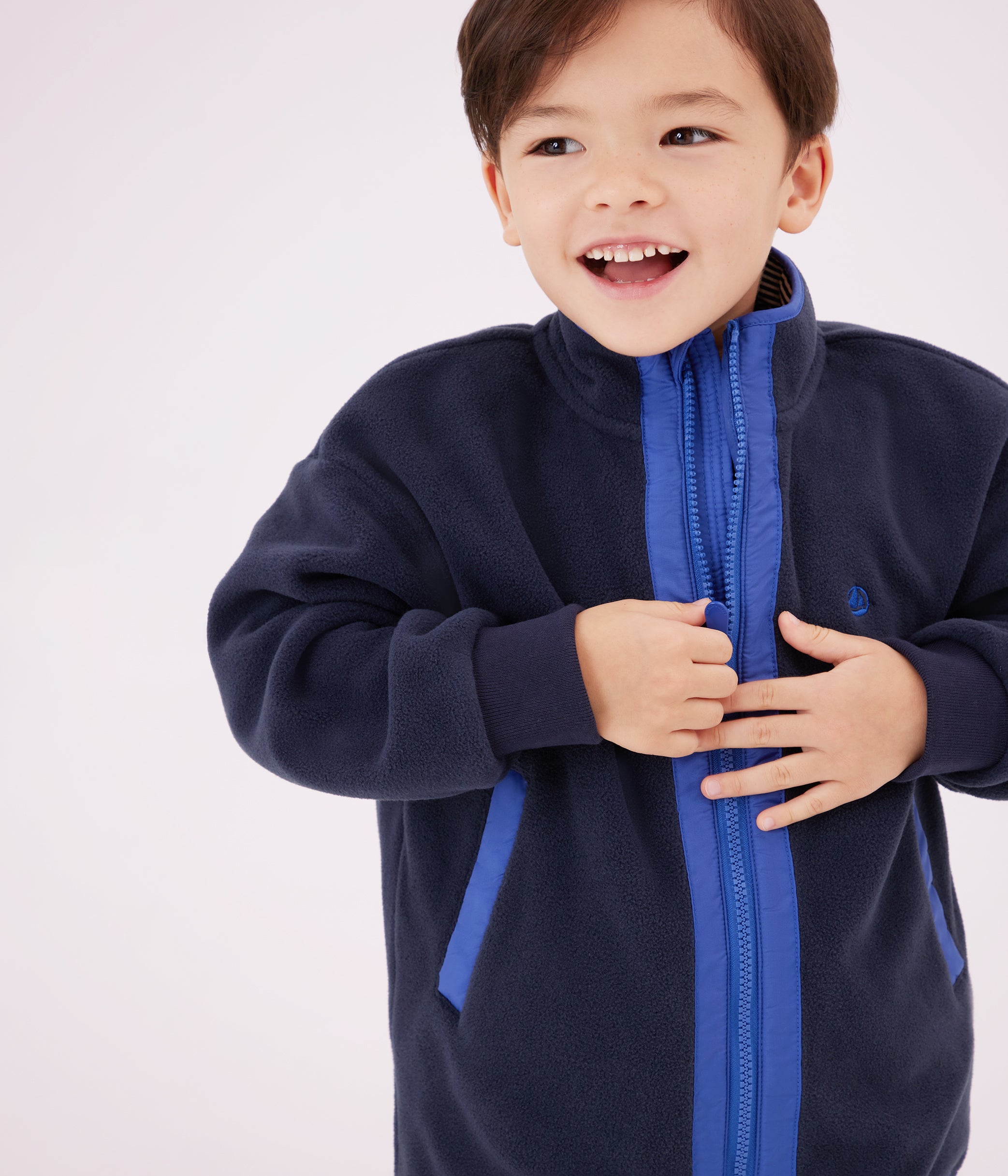 veste-zippée-en-polaire-enfant-jour-garçon