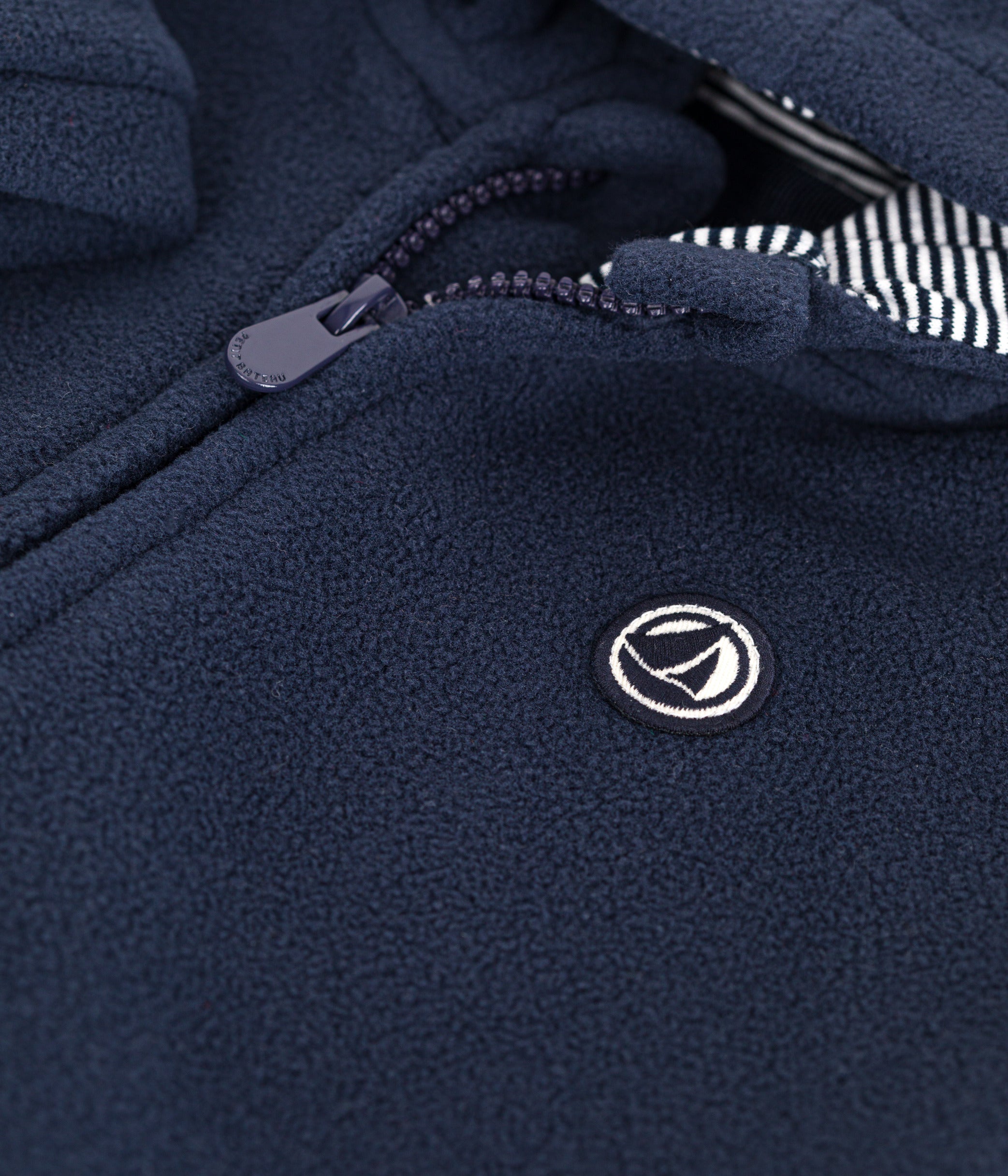 sweatshirt-bébé-en-polaire