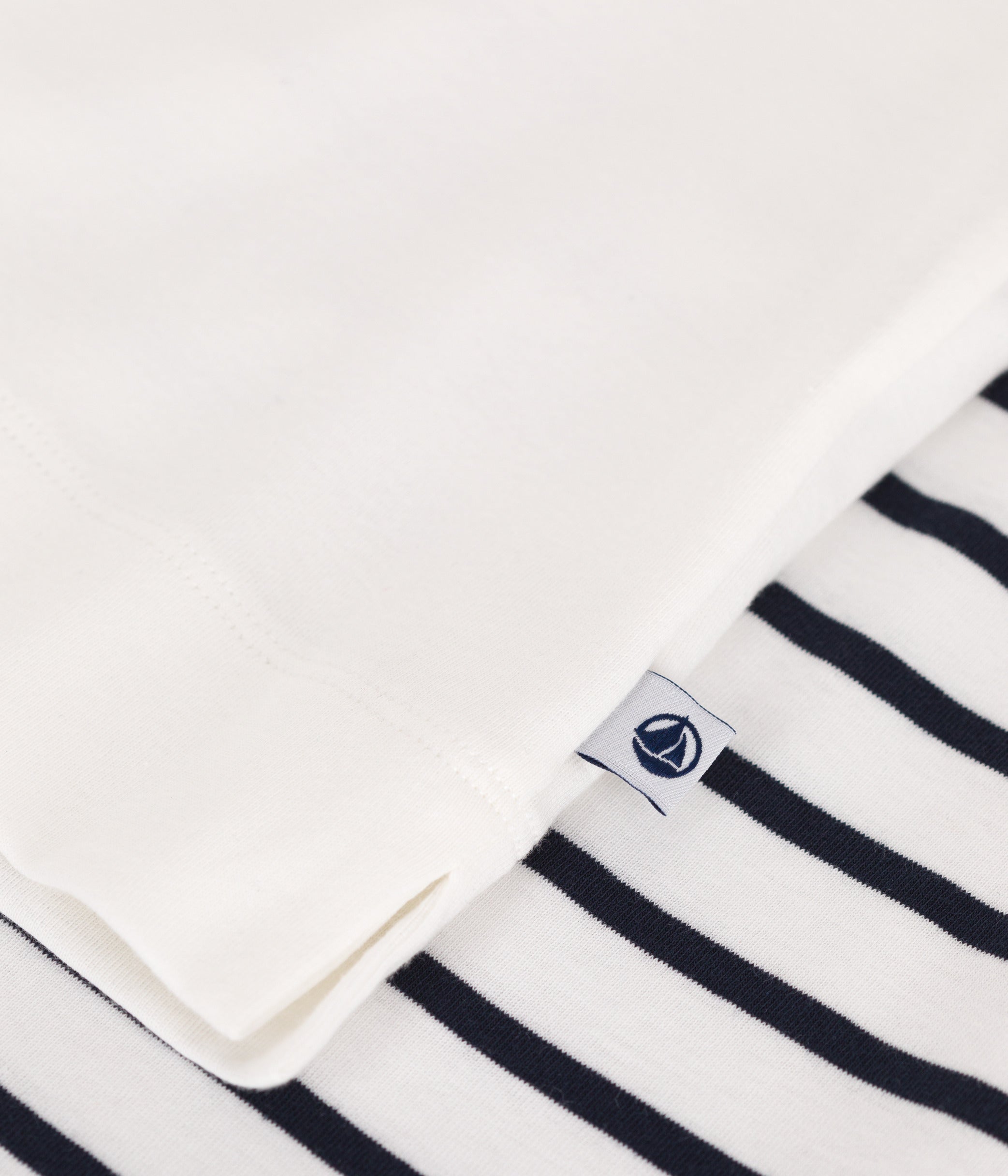 pyjama-short-femme-en-coton-imprimé-cœurs
