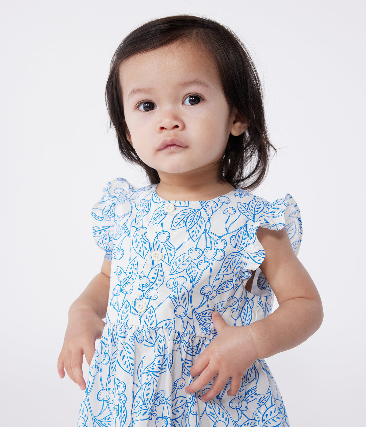 robe-bébé-en-coton-et-son-bloomer,-imprimés-cerises-bleues