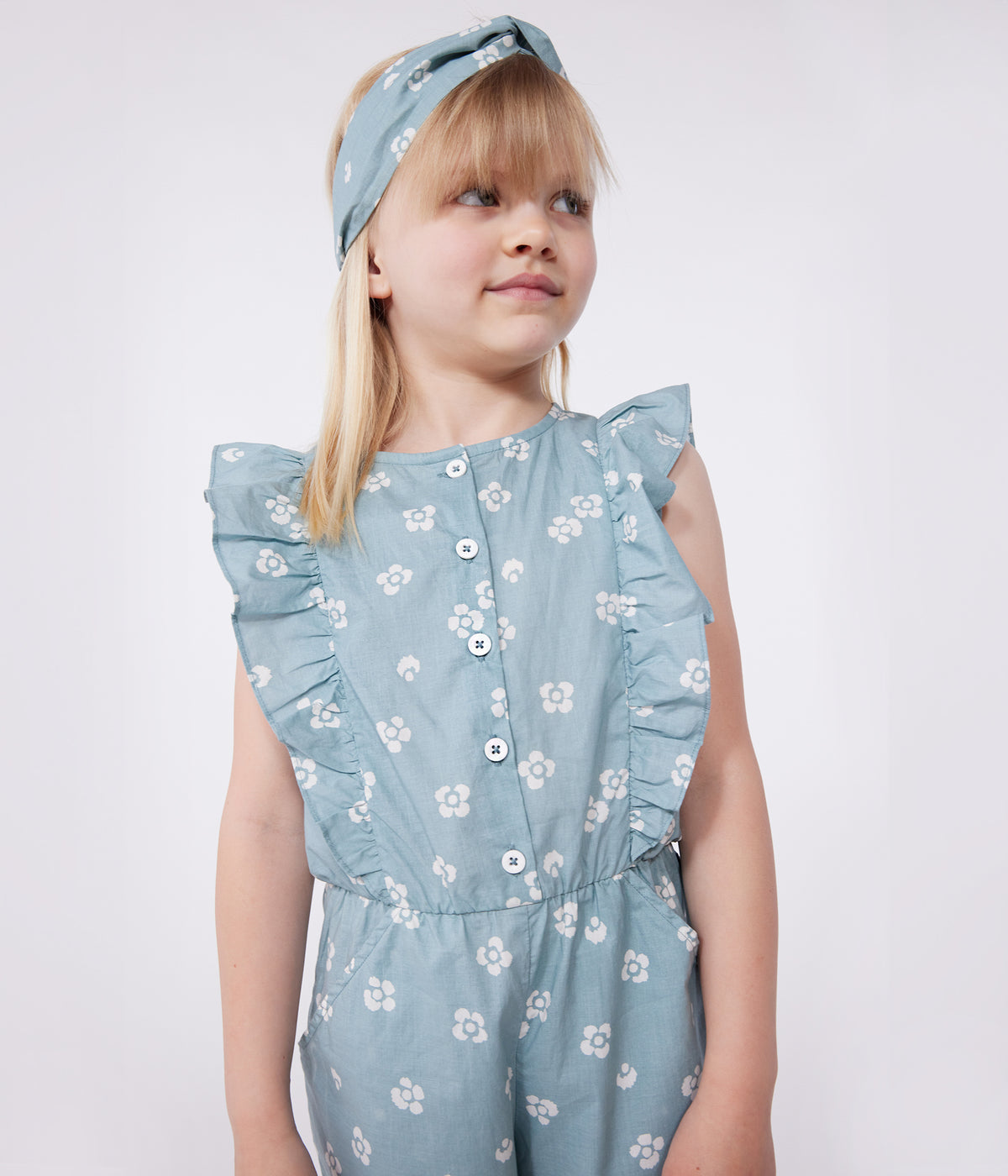 combinaison-enfant-en-coton-sans-manche-fleurie