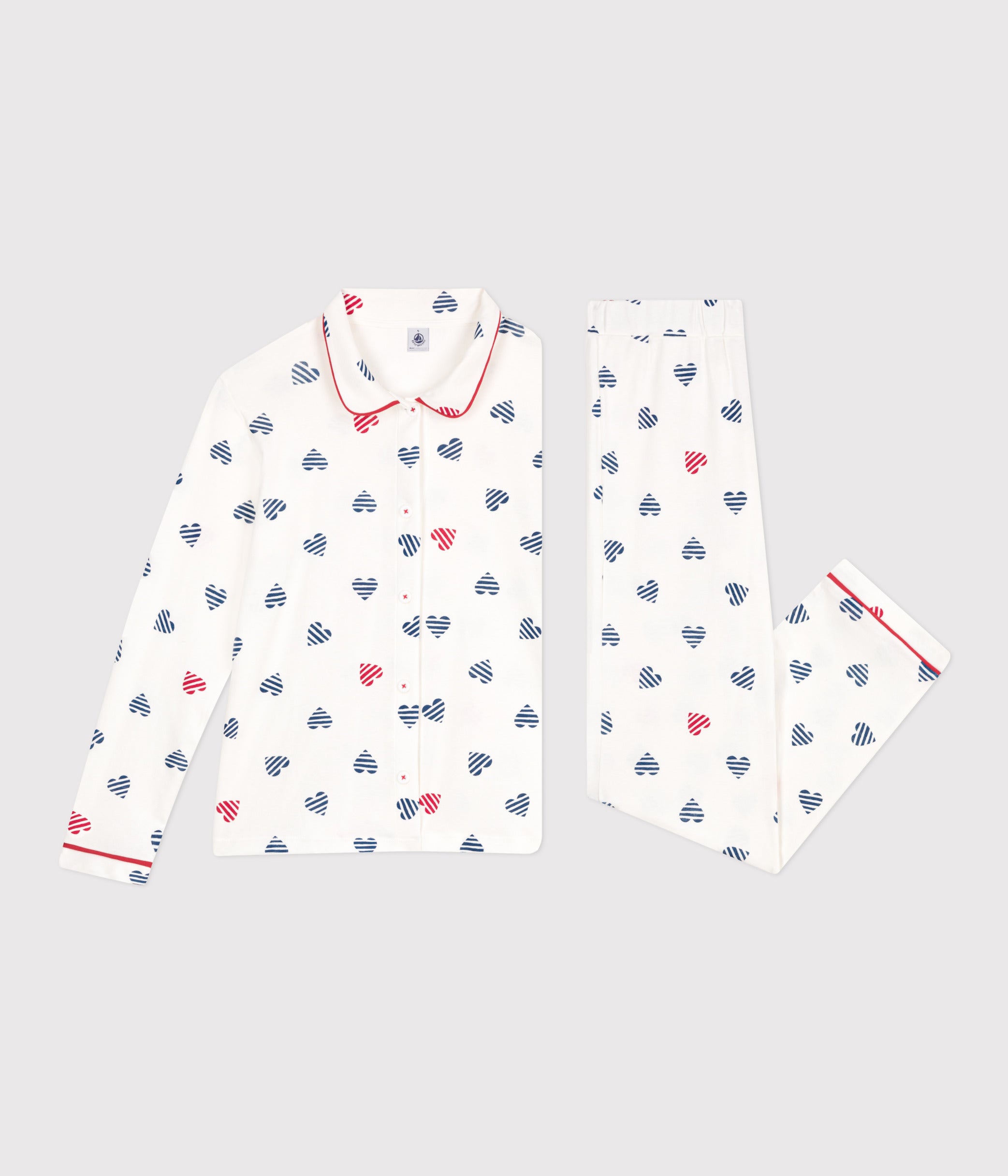 pyjama-femme-en-coton-boutonné-imprimé-cœurs