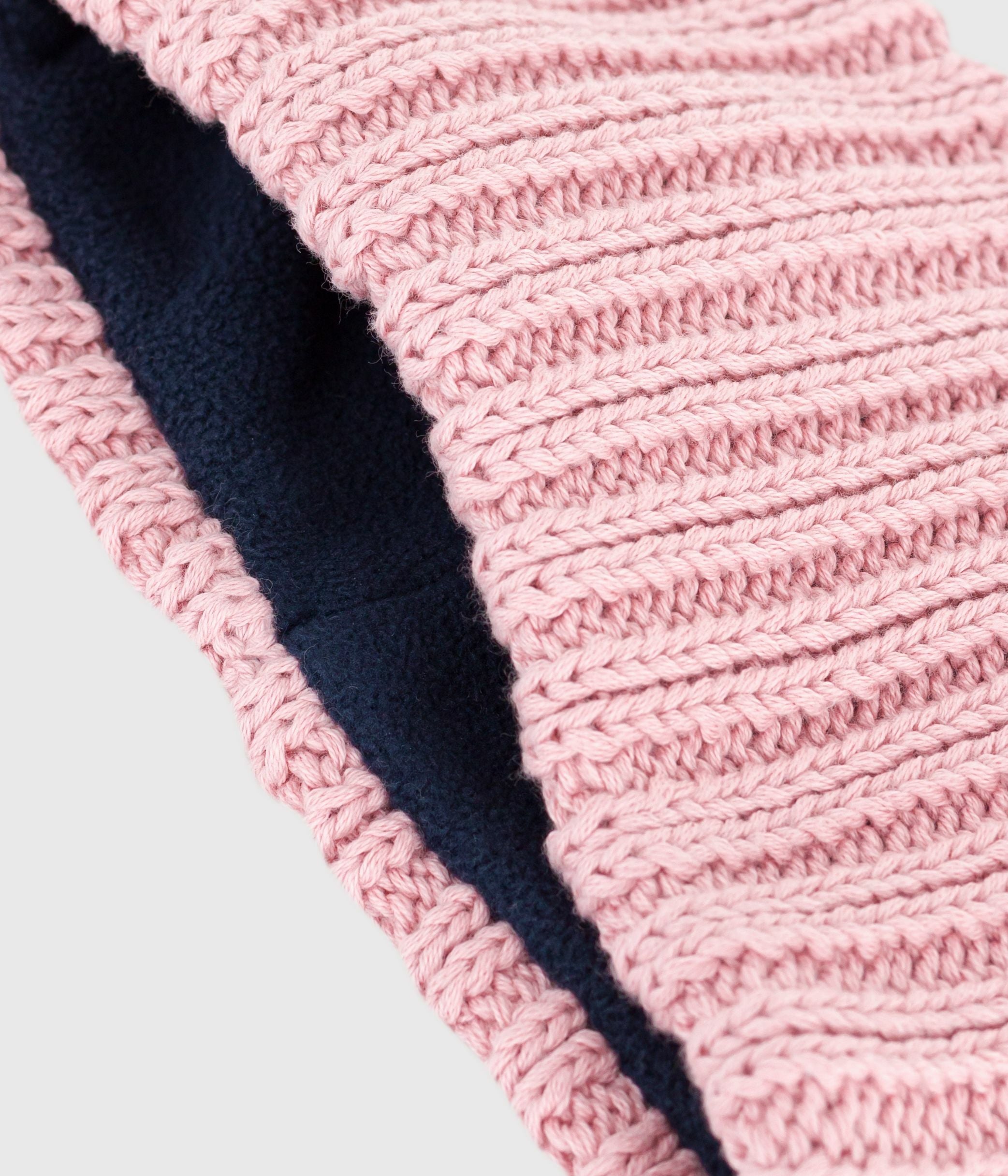 snood-bébé-en-tricot-doublé-en-polaire