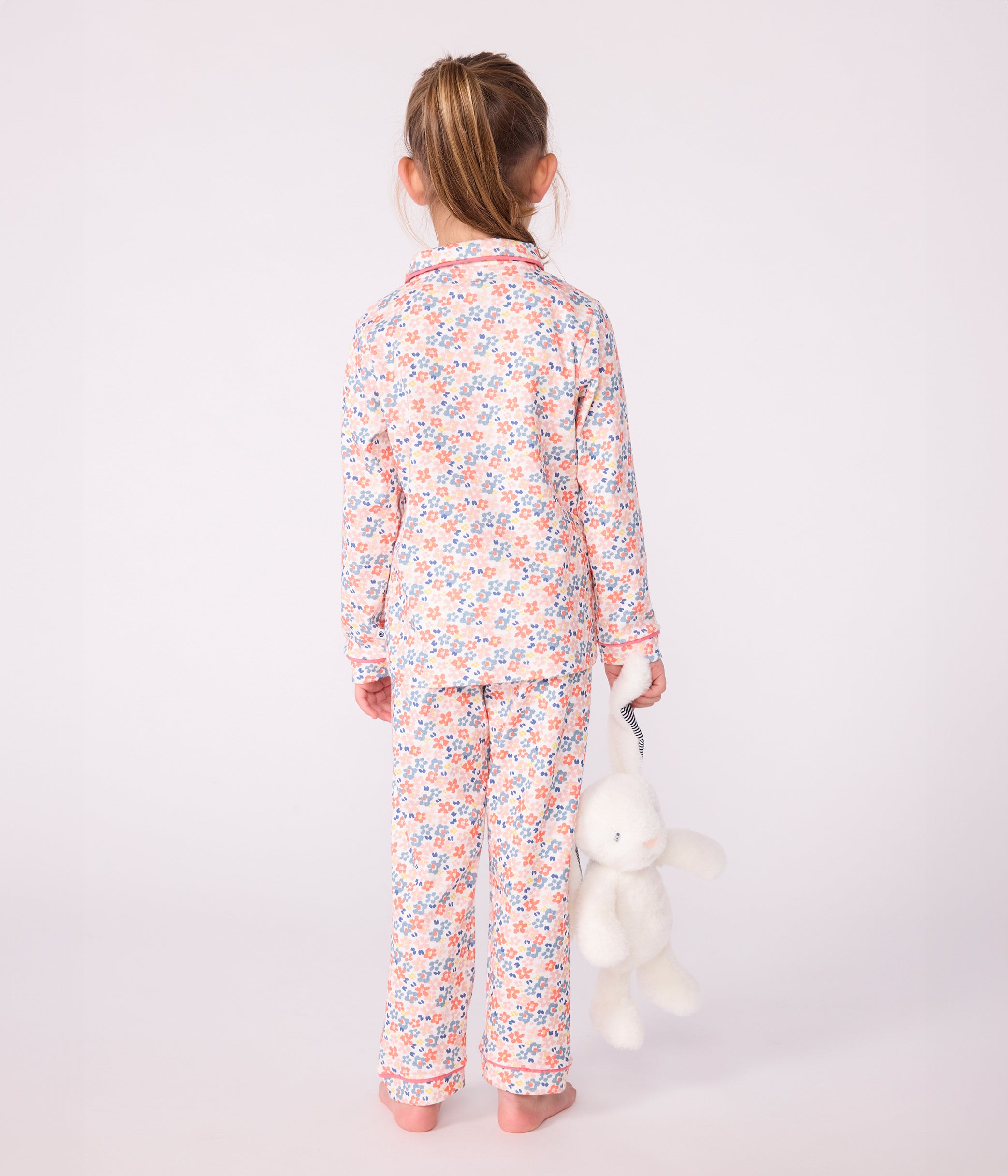 pyjama-boutonné-enfant-en-coton-imprimé
