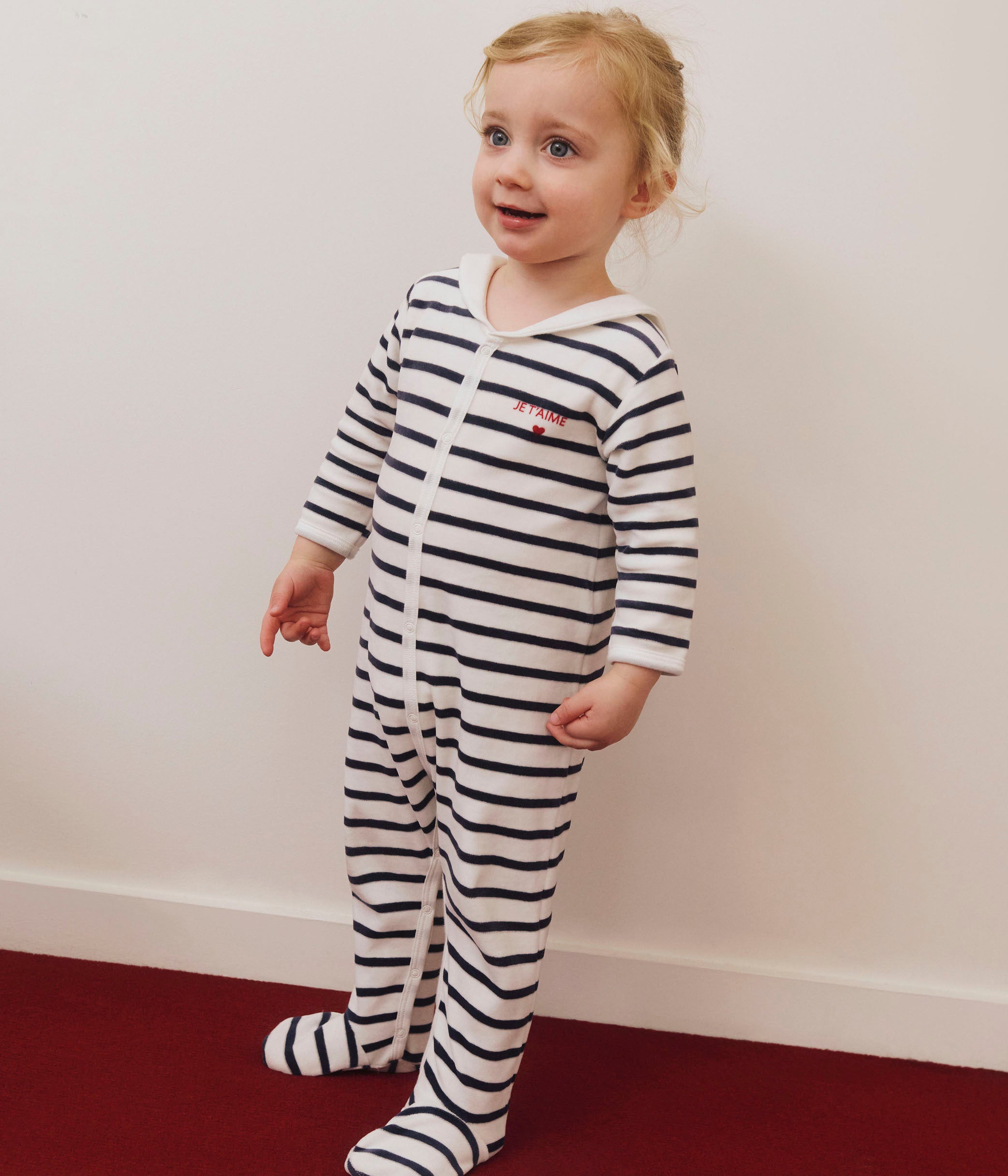 pyjama-bébé-en-velours-imprimé-à-rayures