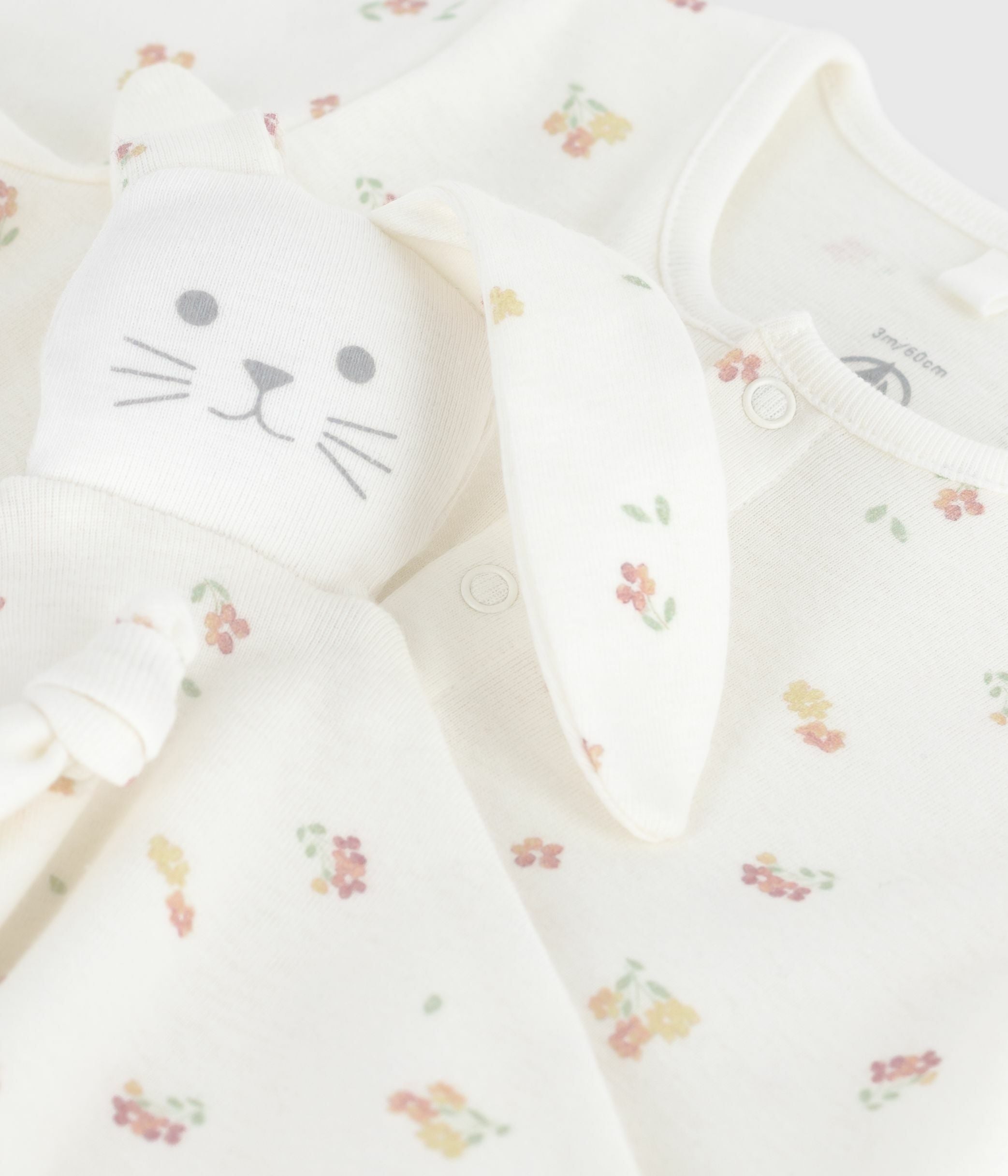 coffret-cadeau-naissance-en-coton-imprimé-fleuri