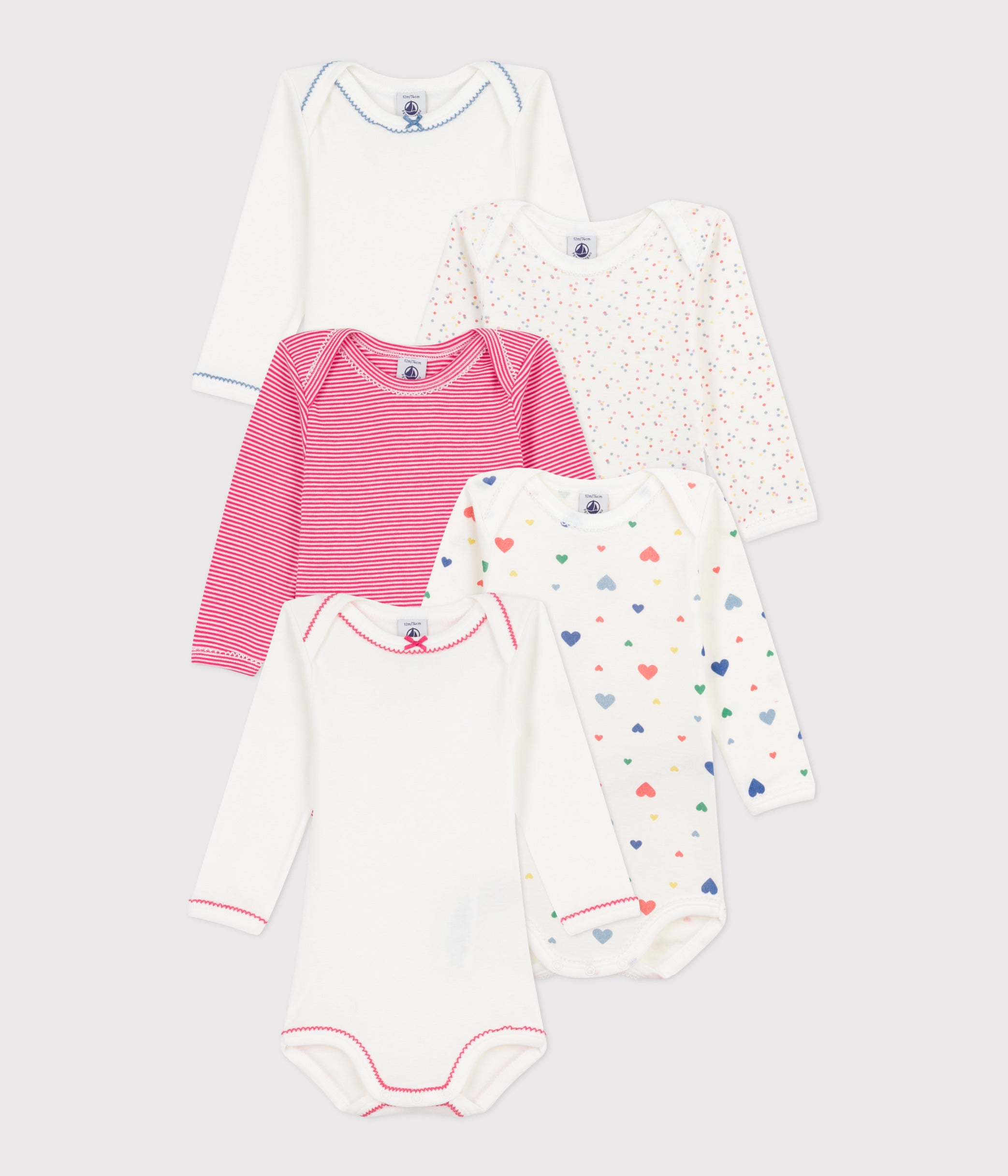 lot-de-5-bodies-manches-longues-en-coton-imprimé-cœurs-bébé