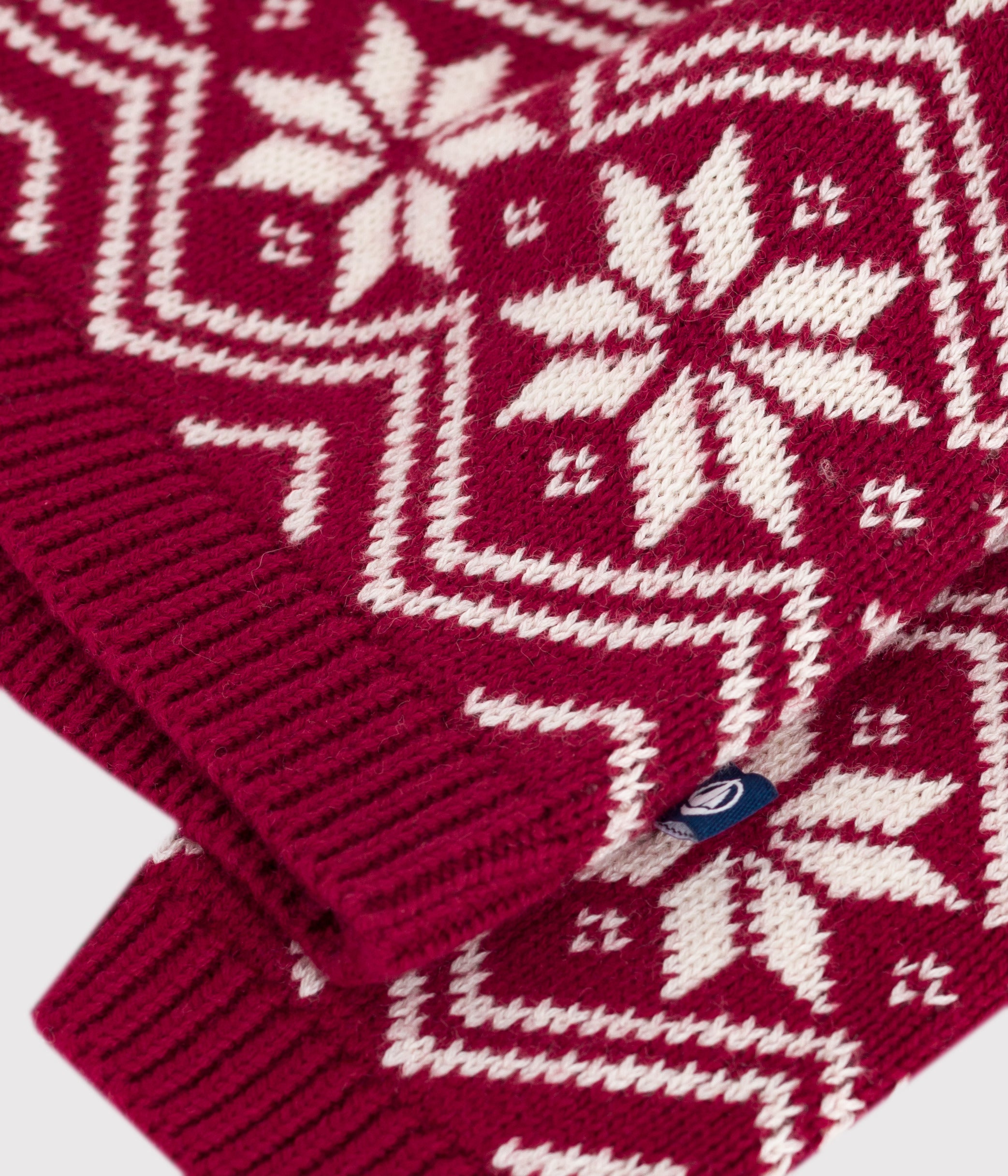pull-bébé-en-laine-et-coton-à-motifs