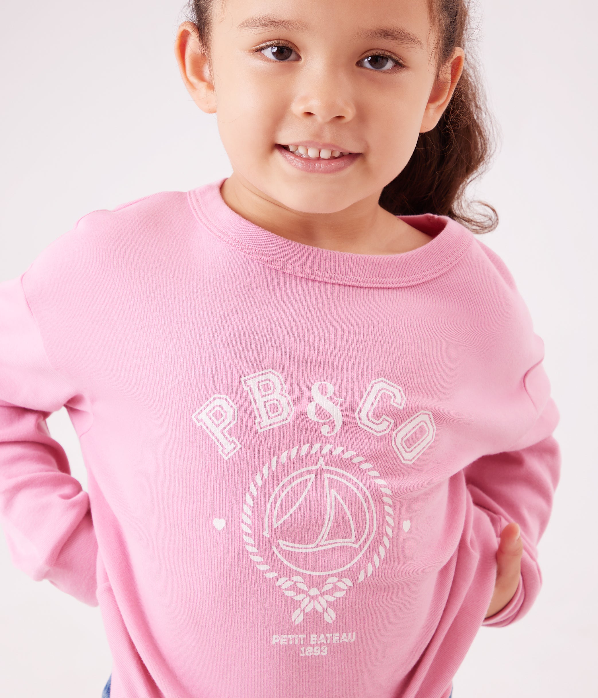 tee-shirt-enfant-manches-longues-en-coton-imprimé
