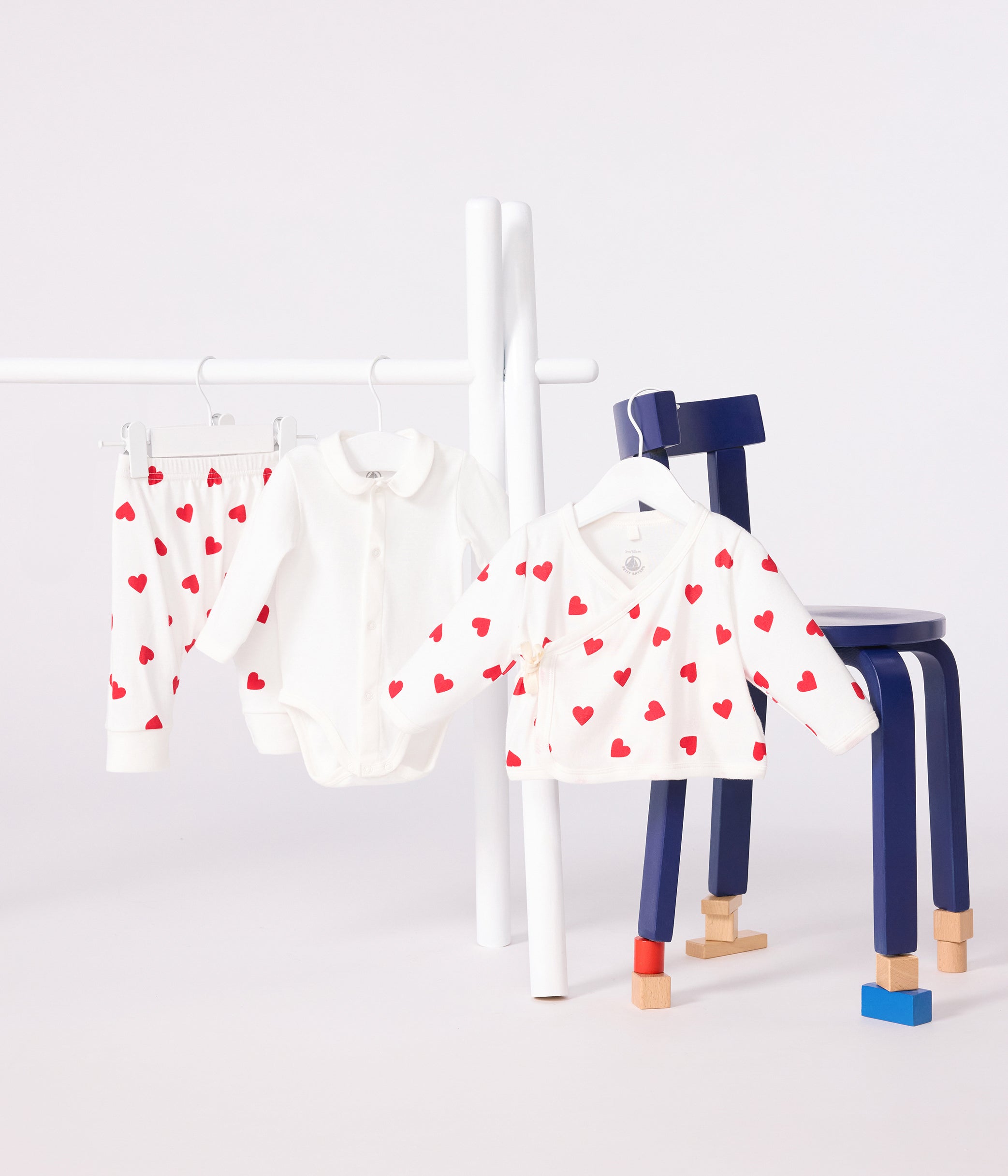 ensemble-bébé-3-pièces-cache-coeur-imprimé-cœurs-en-coton