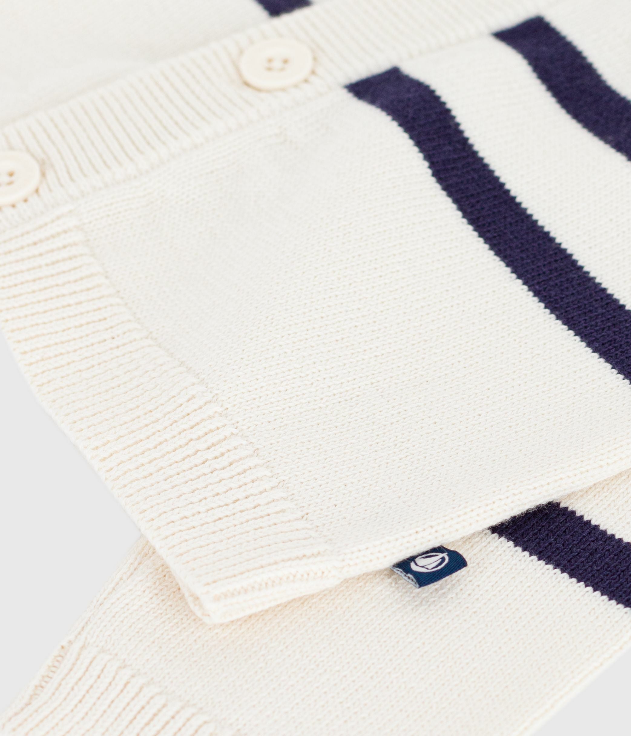 cardigan-bébé-en-coton-rayé