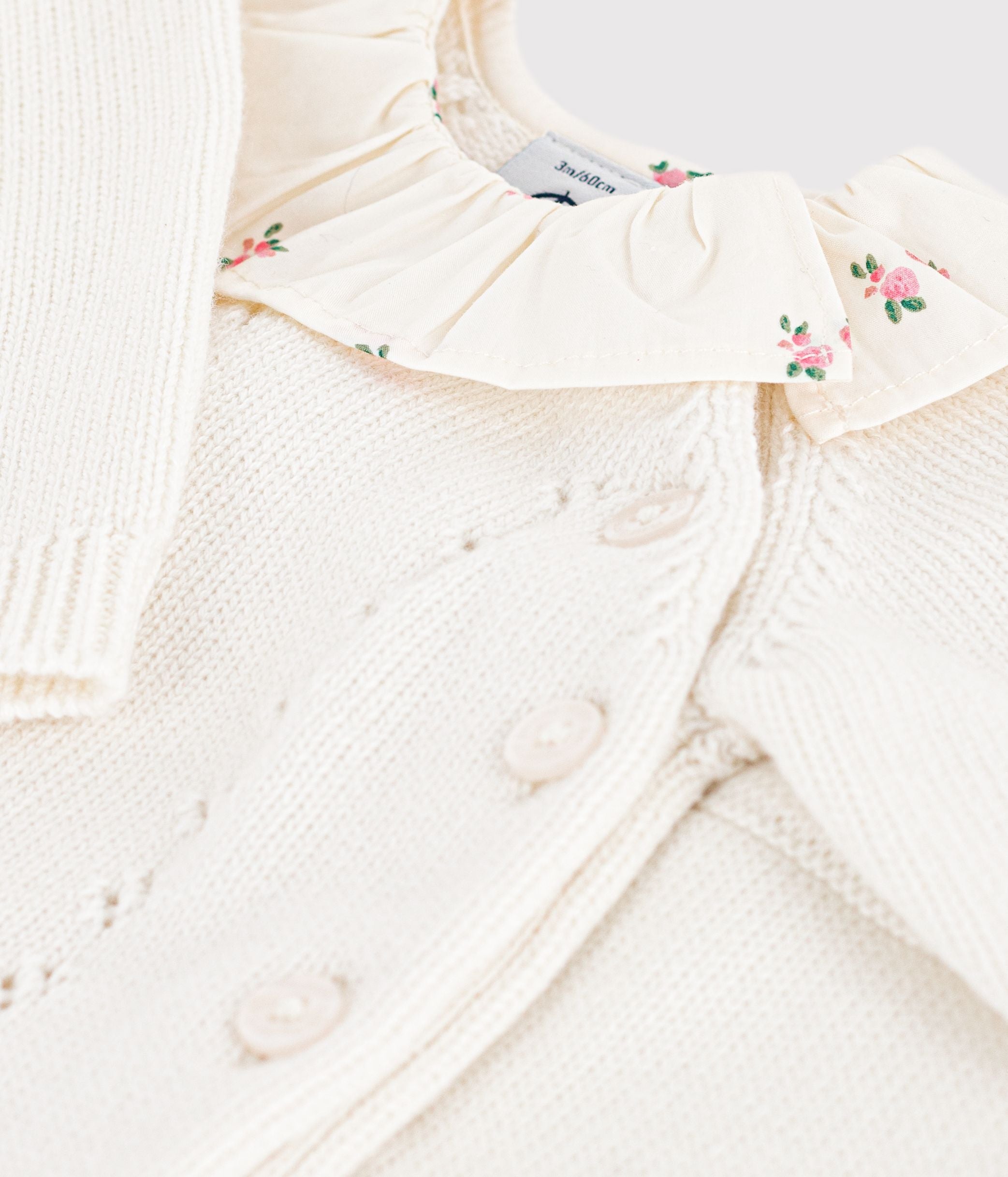 ensemble-2-pièces-bébé-en-laine-et-coton-et-colerette-fleurie