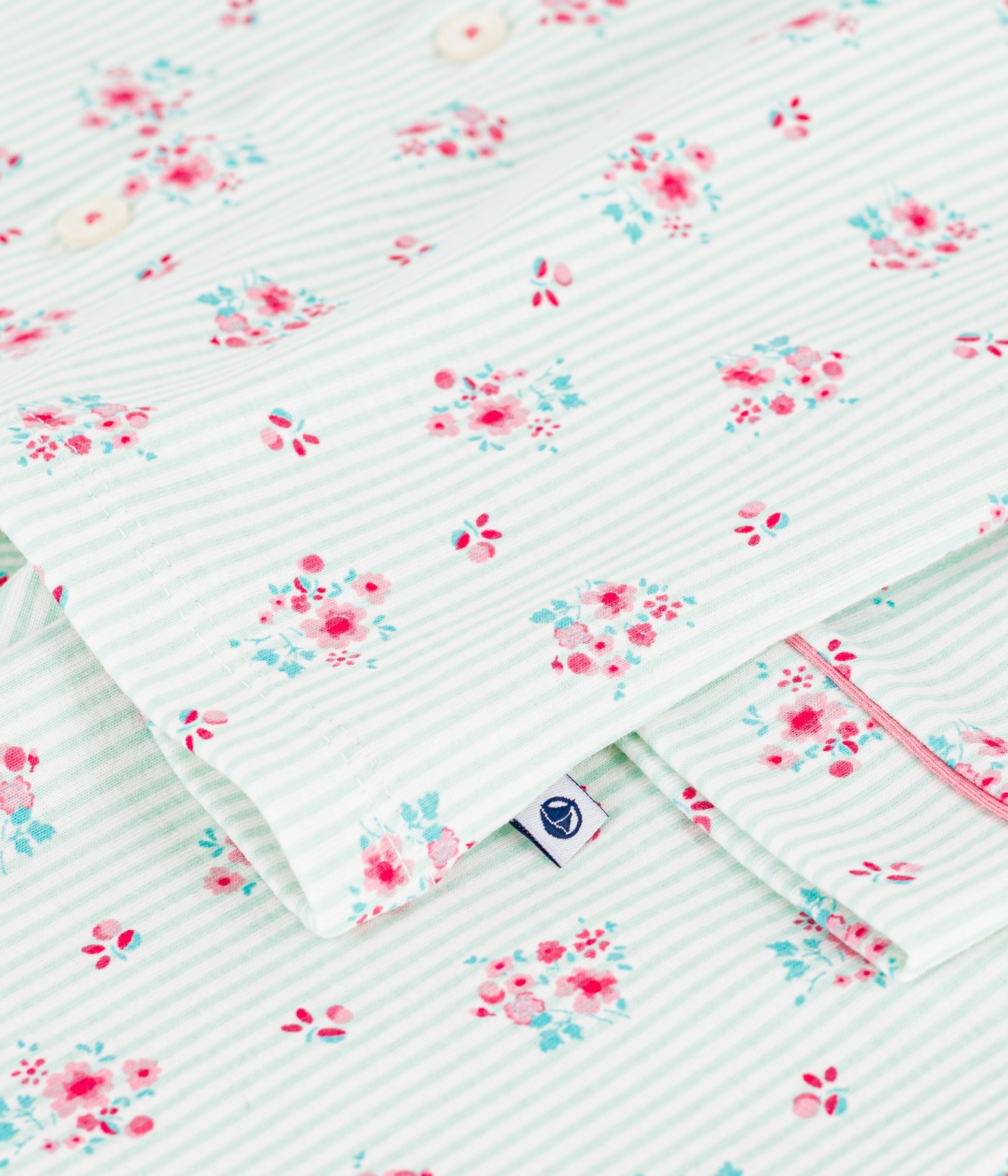 pyjama-boutonné-enfant-en-coton-imprimé