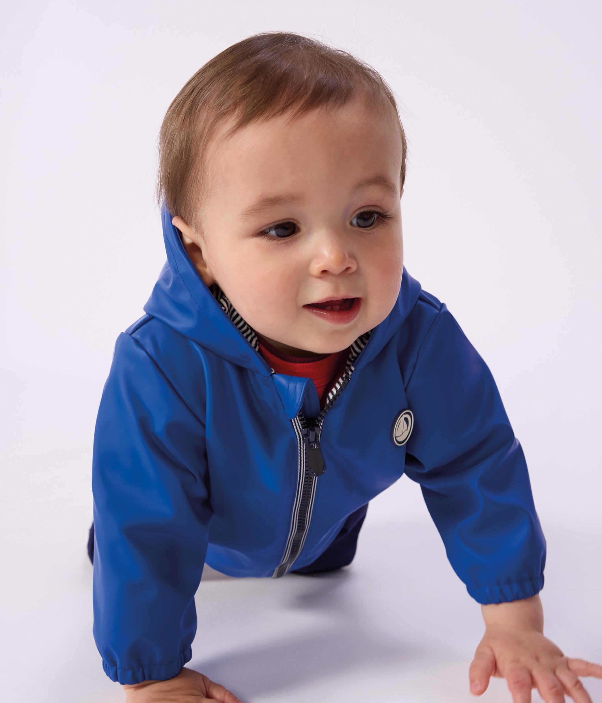 blouson-bébé-en-pu-uni