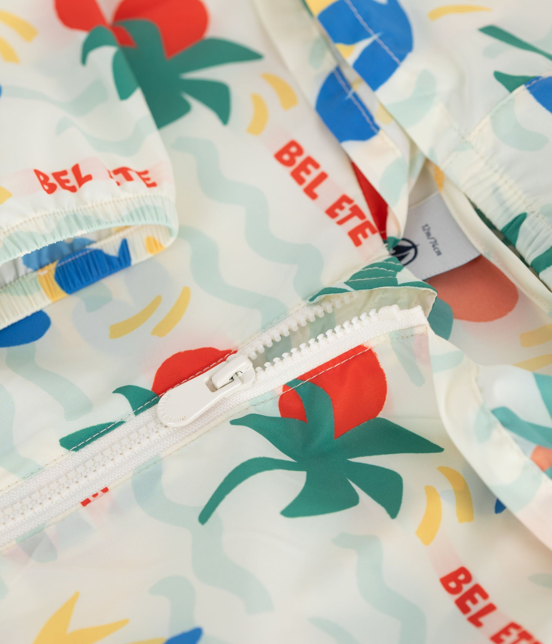 coupe-vent-ultra-léger-bébé