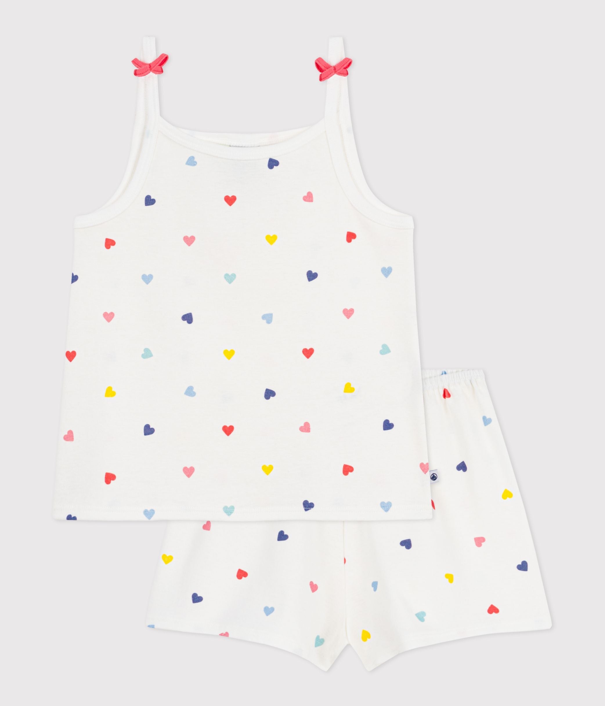 pyjama-short-enfant-en-coton-à-bretelles-imprimé-coeurs