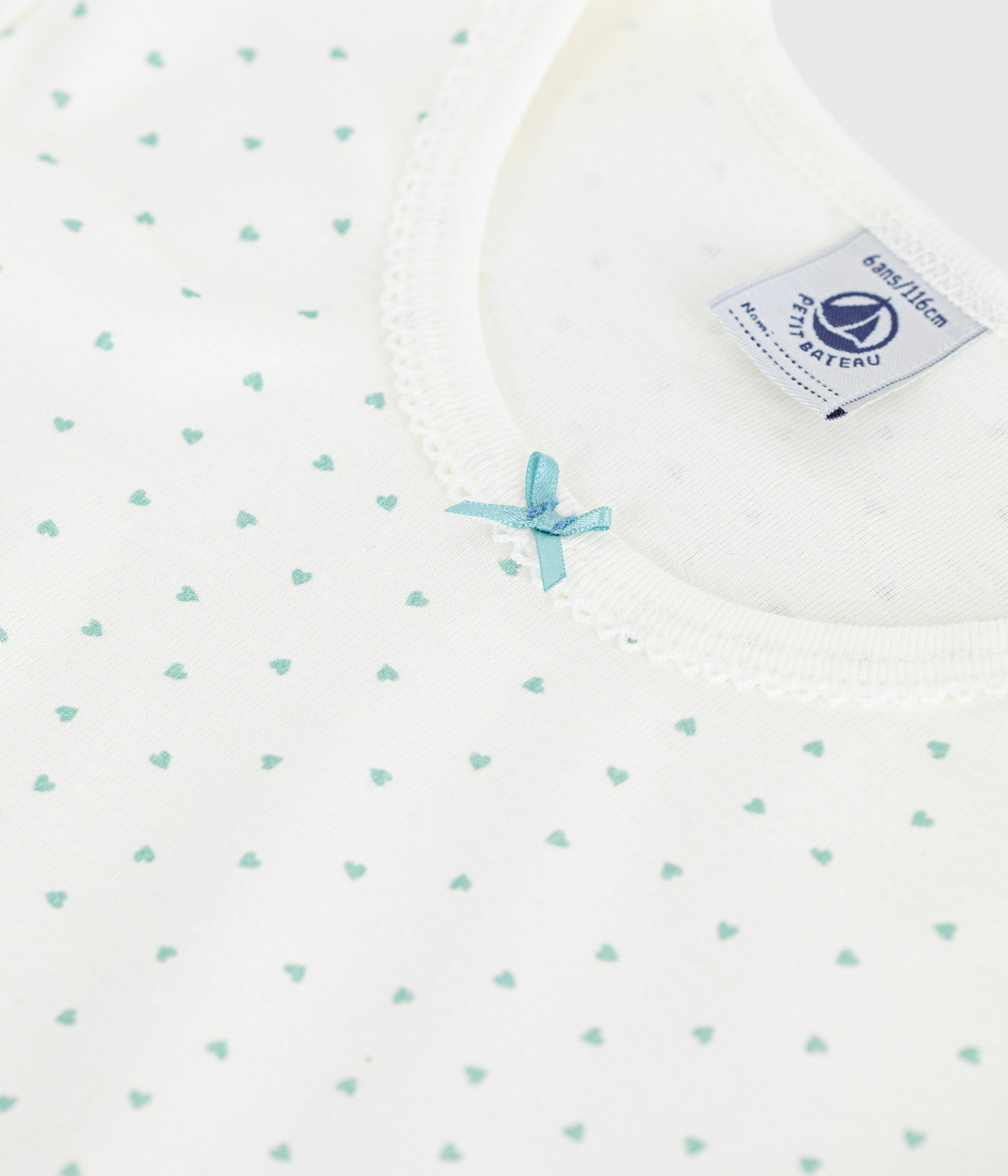 chemise-de-nuit-enfant-en-coton-manches-courtes-imprimé-coeurs