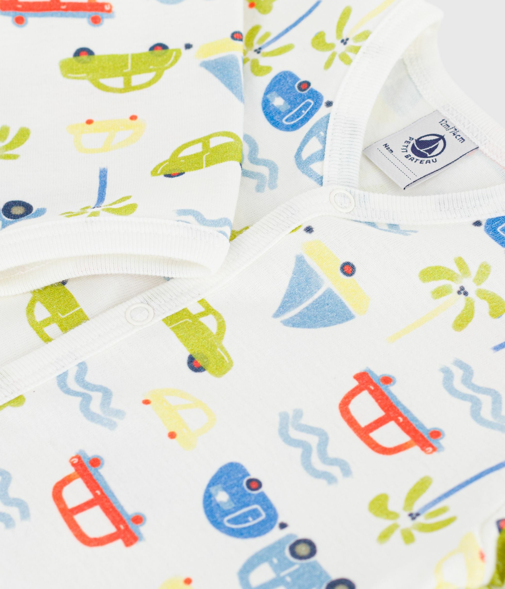 pyjama-bébé-en-coton-imprimé-voitures
