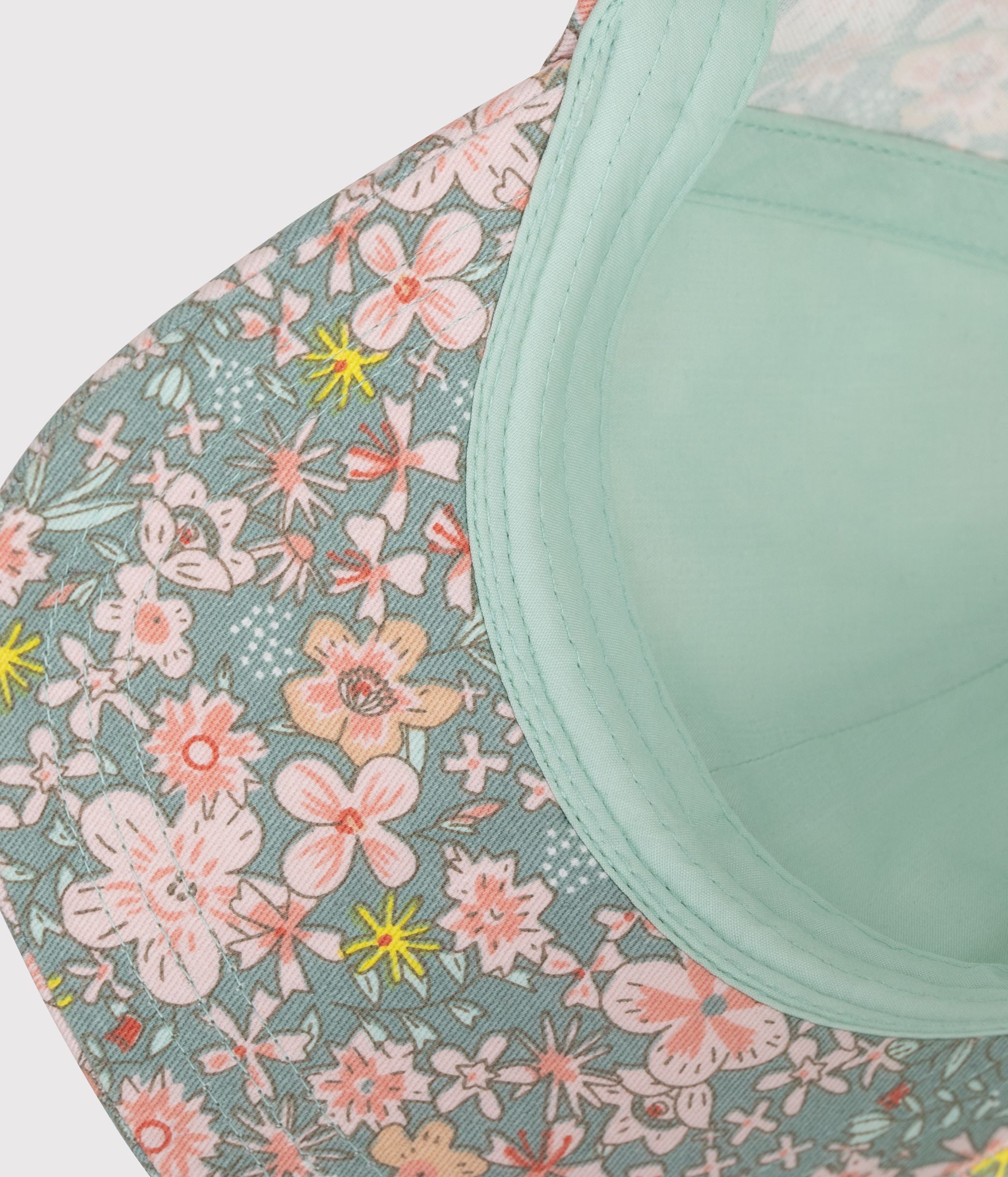 casquette-enfant-en-serge-imprimé-fleurs