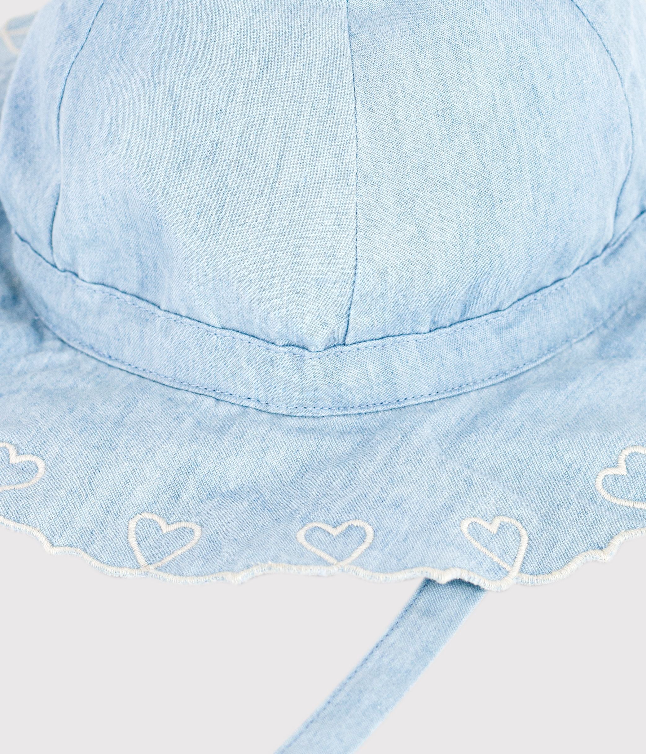 capeline-bébé-fille-en-chambray