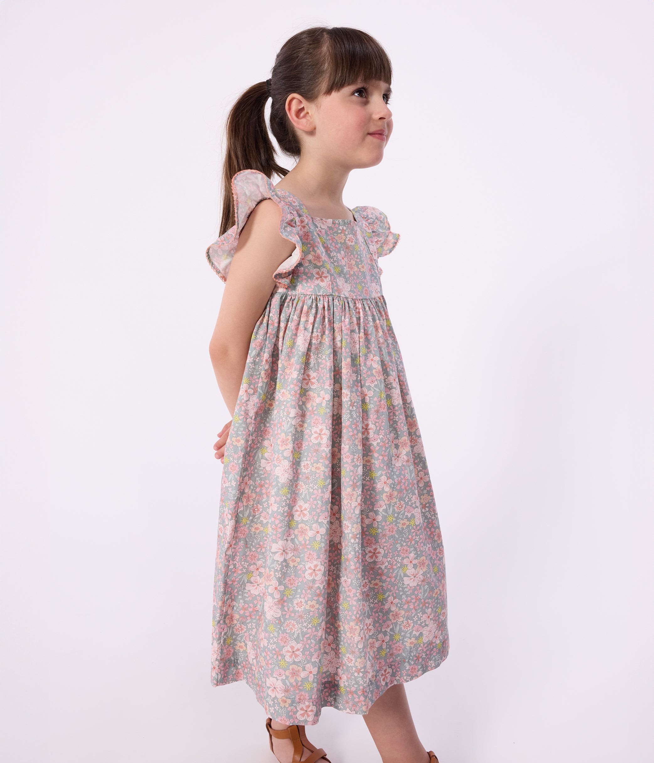 robe-sans-manches-enfant-en-coton-imprimée-fleurs