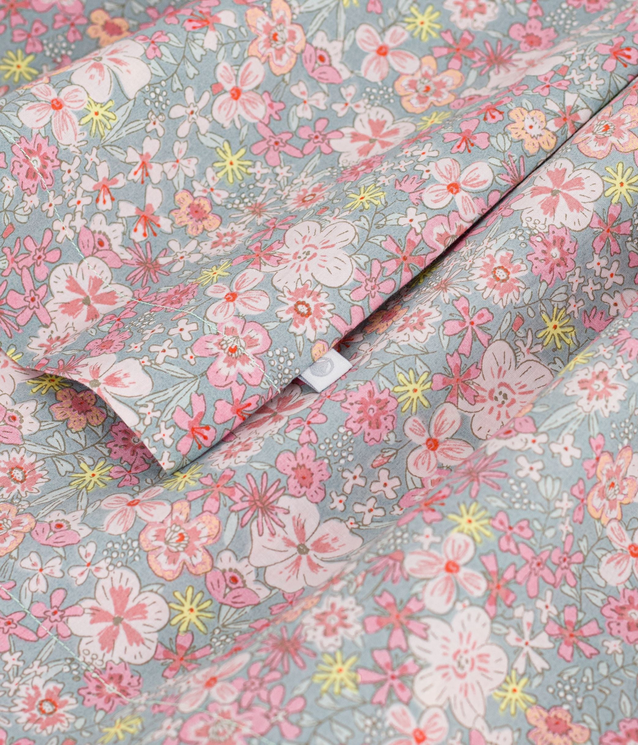 robe-sans-manches-enfant-en-coton-imprimée-fleurs