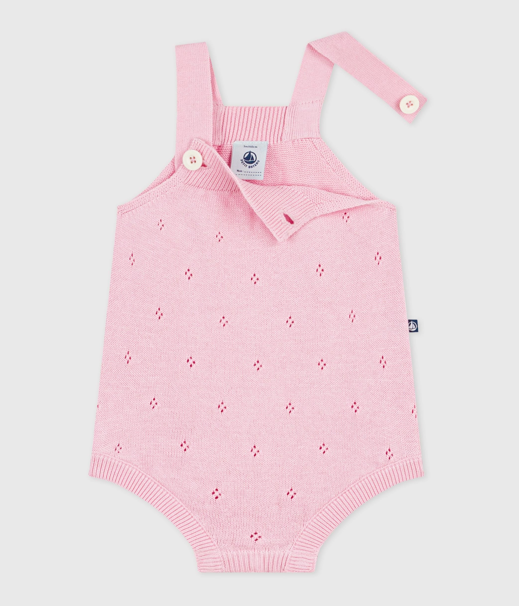 combinaison-courte-bébé-en-tricot-de-coton-ajouré