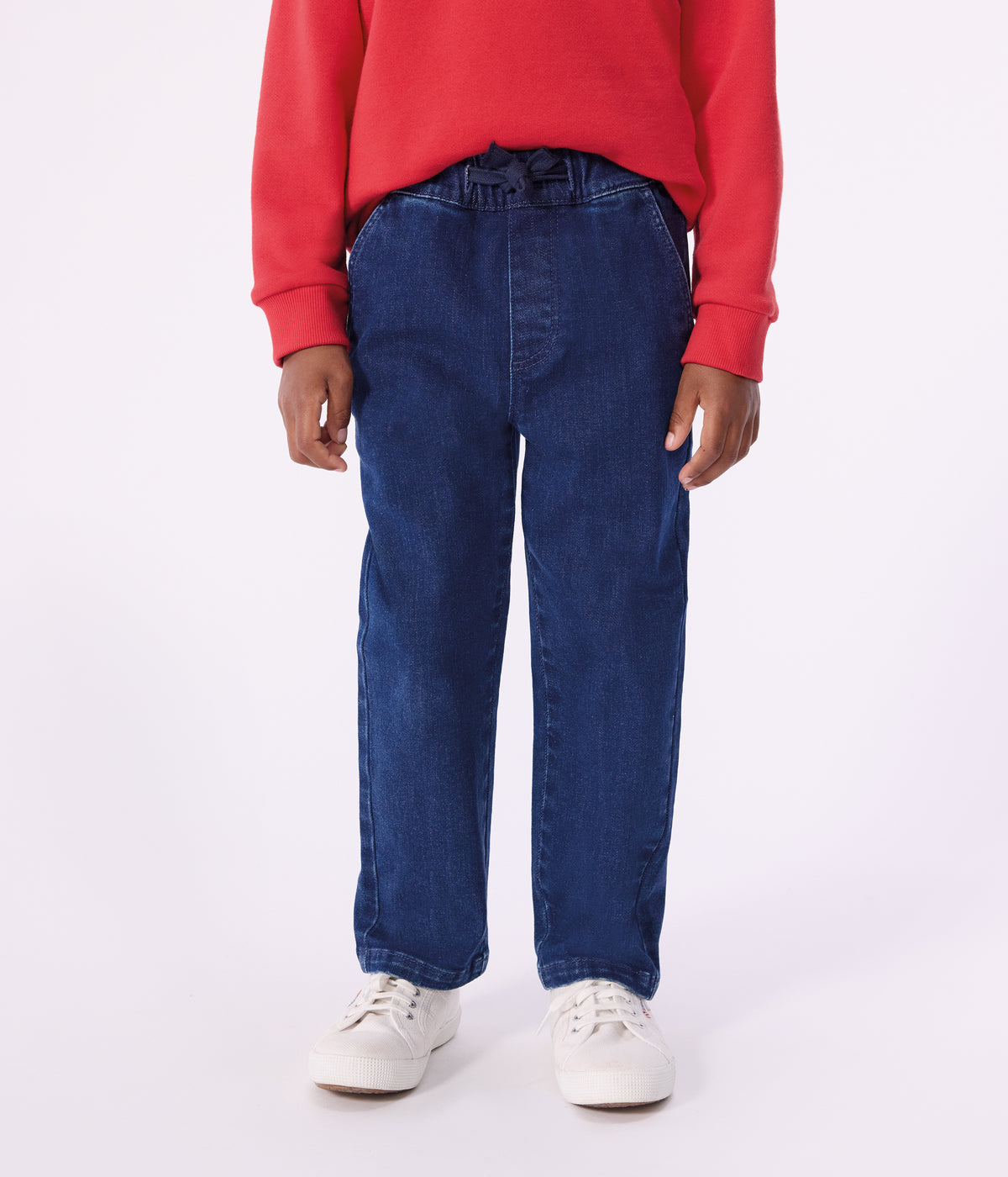 pantalon-enfant-en-denim