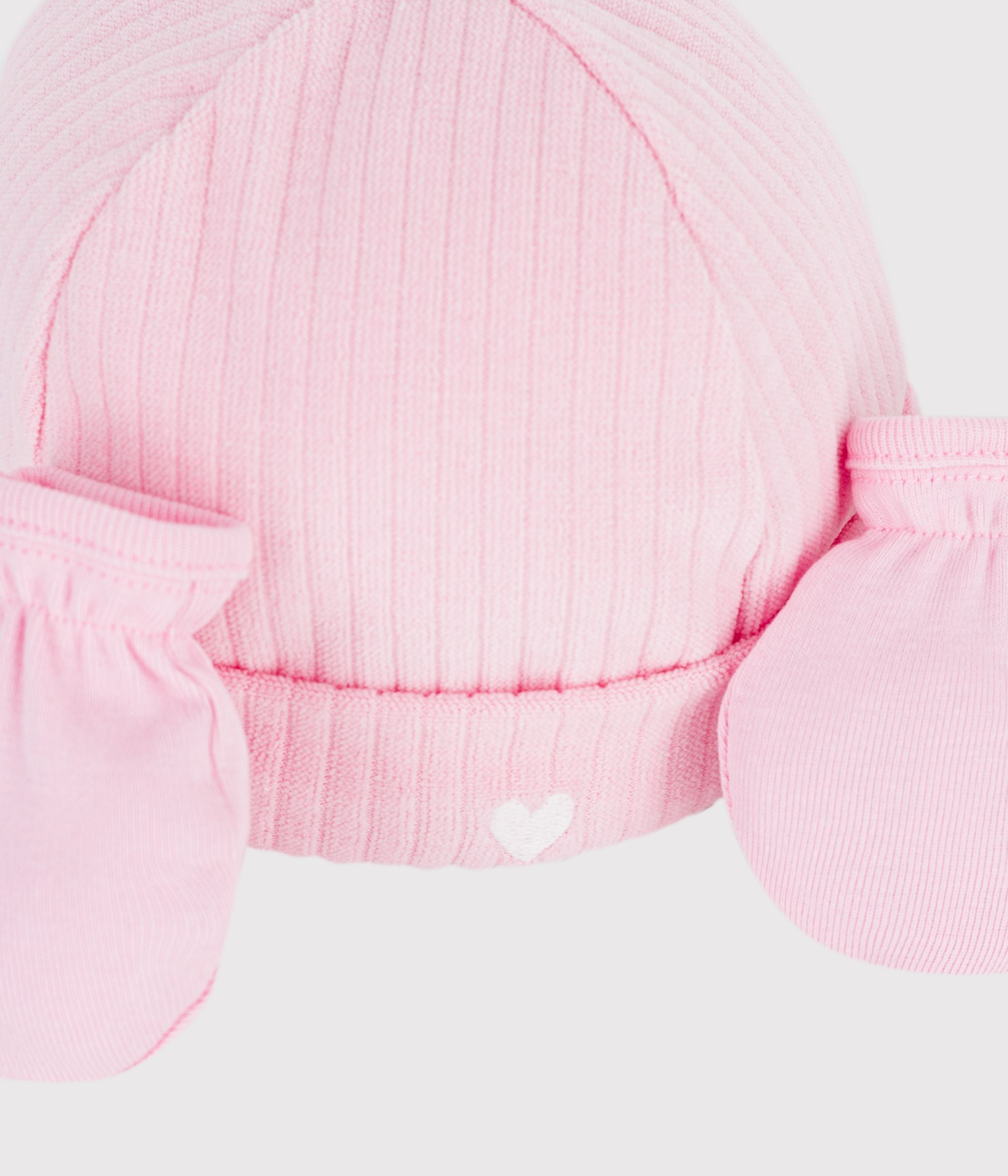 lot-de-bonnet-et-moufles-bébé-en-coton