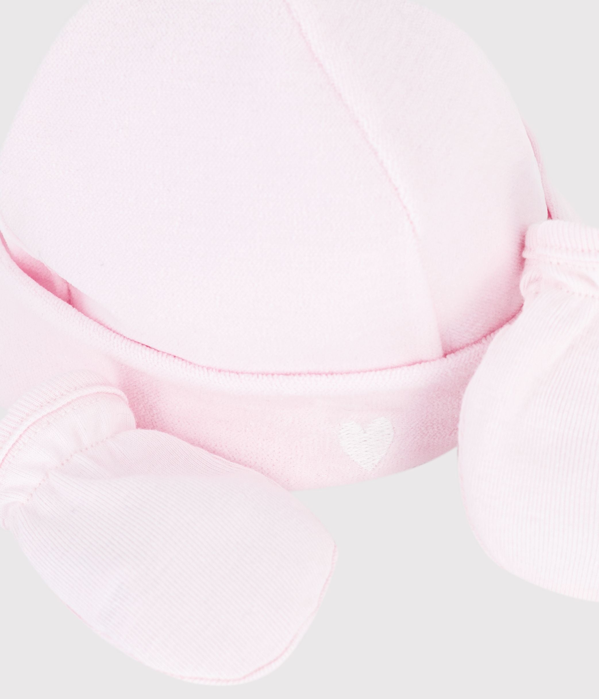 lot-de-bonnet-et-moufles-bébé-uni