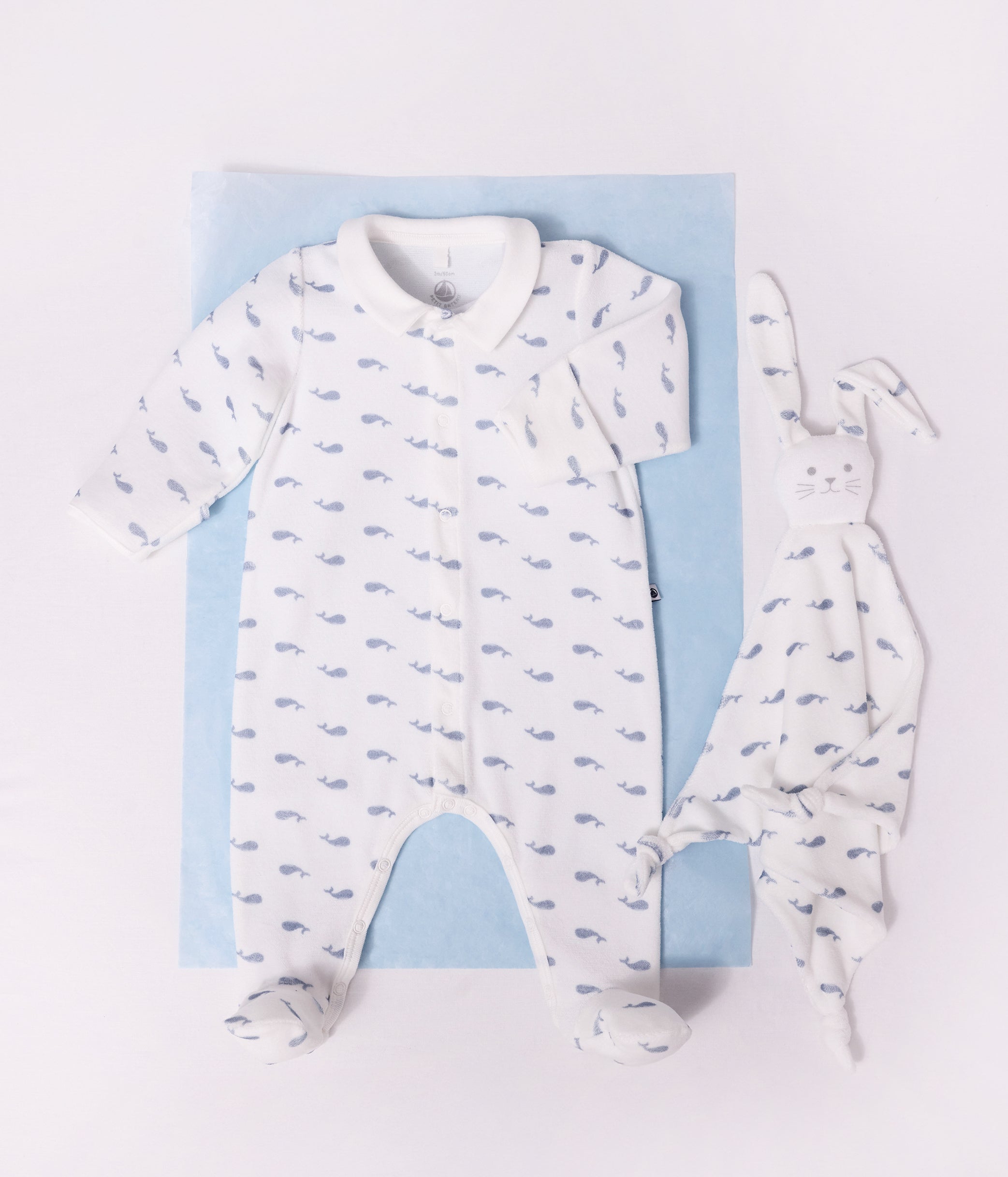 doudou-bébé-en-coton-imprimé-baleine