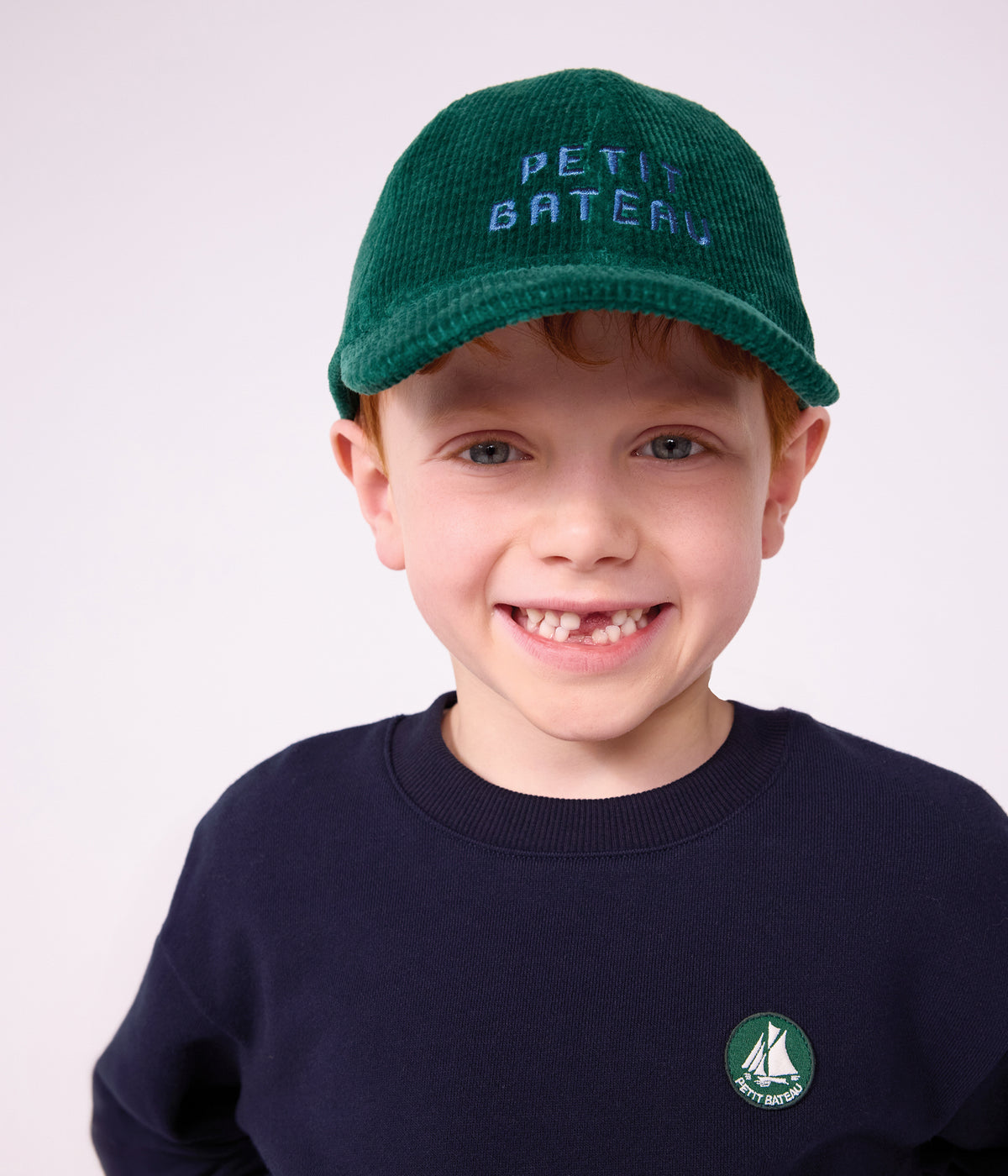 casquette-enfant-en-velours-unie