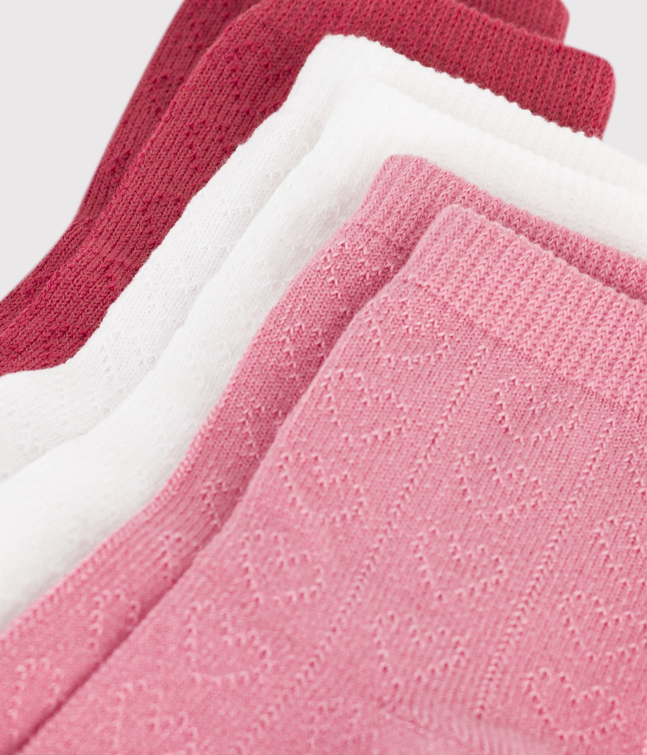 3-paires-de-chaussettes-bébé-en-coton-ajourées-coeurs
