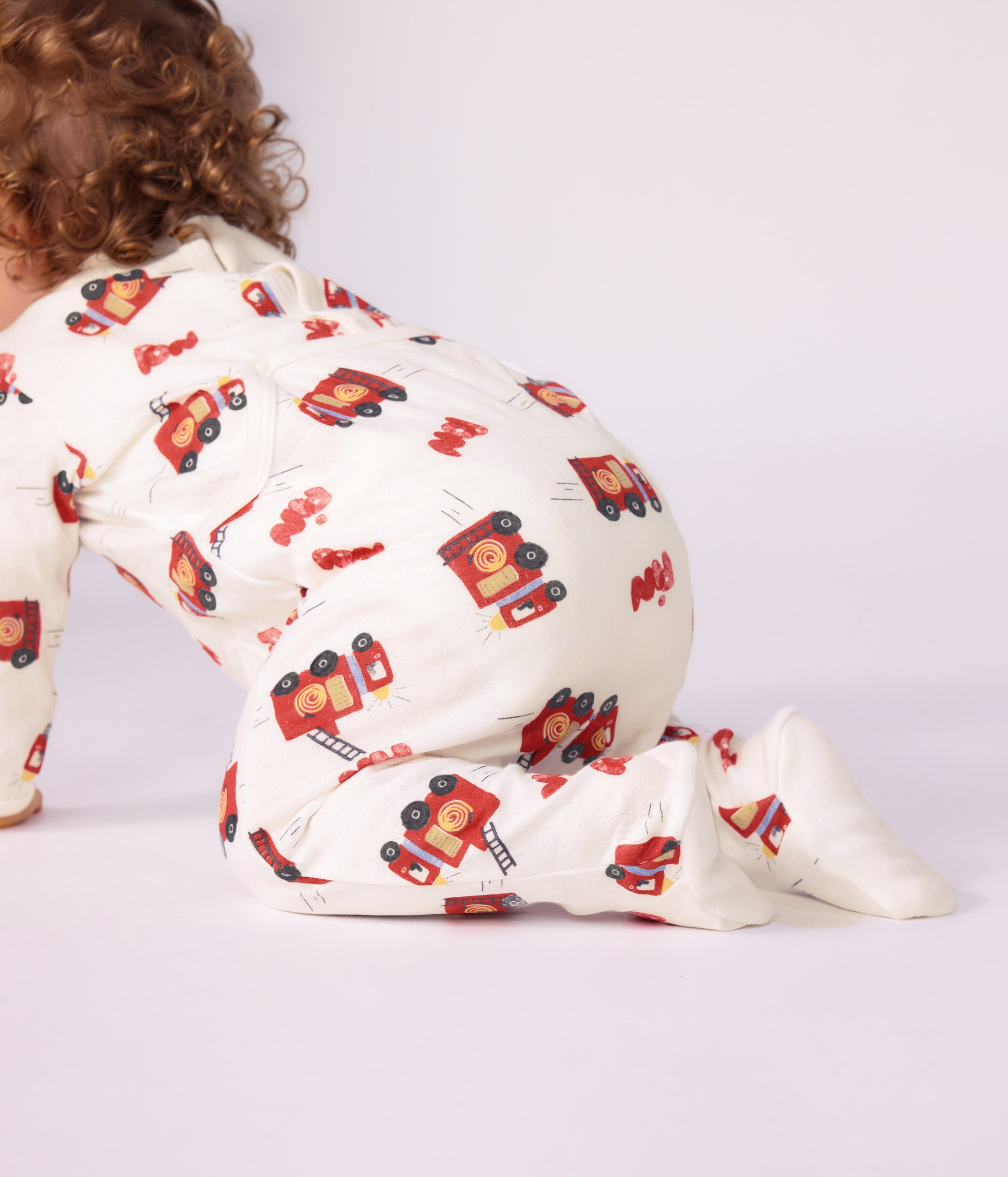 pyjama-bébé-en-tubique-ouverture-dos-imprimé-pompier