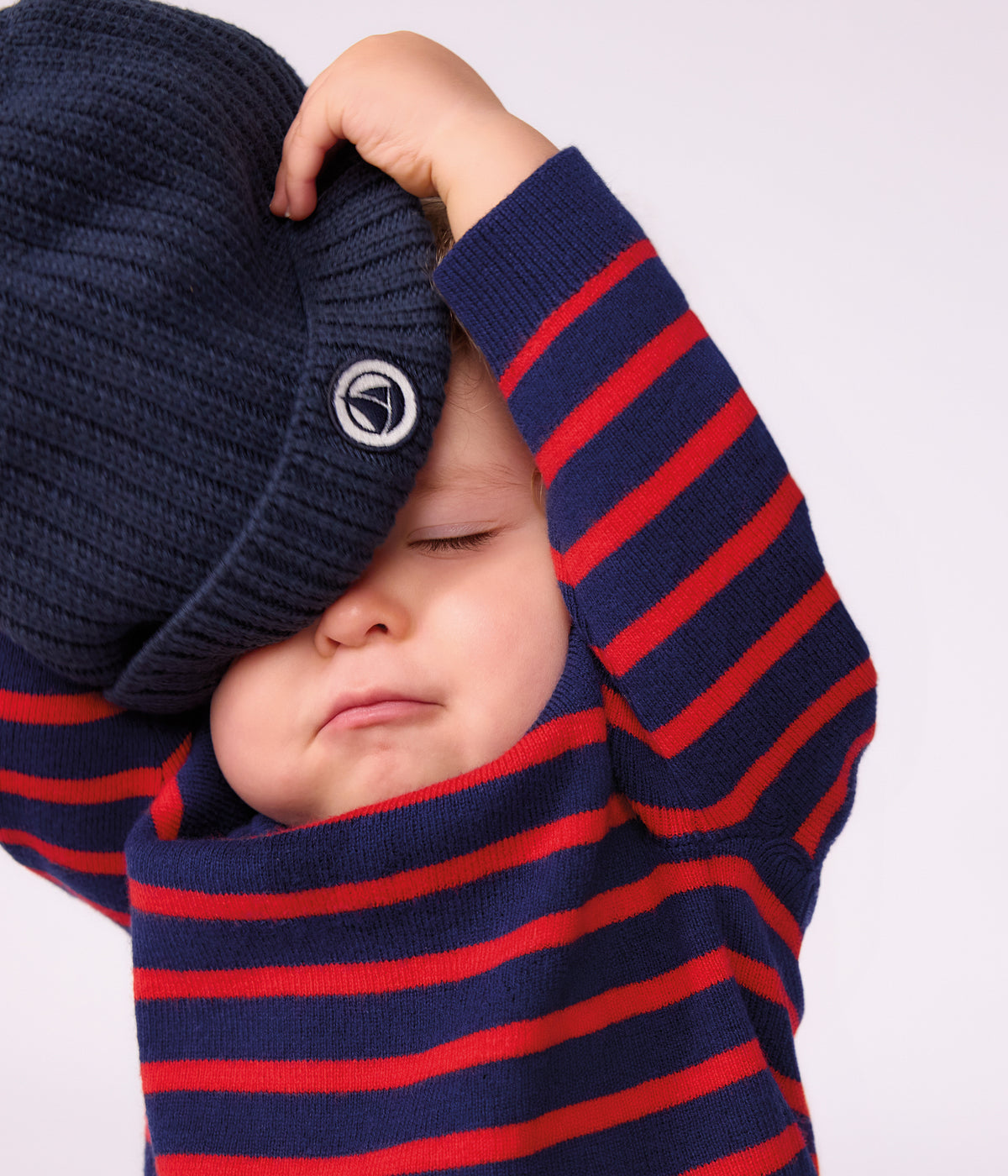 bonnet-bébé-en-tricot-doublé-en-polaire