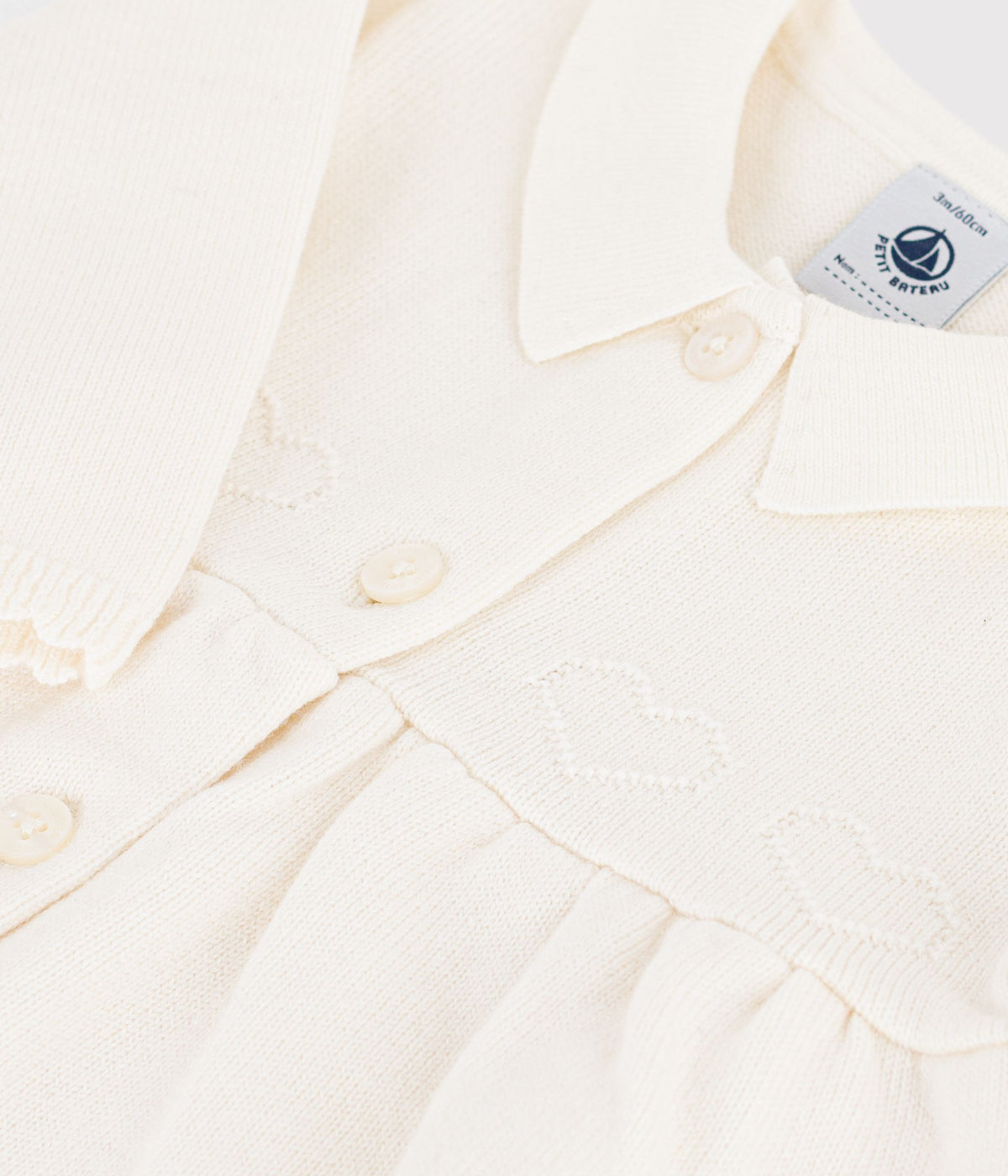 robe-bébé-à-col-en-tricot-uni