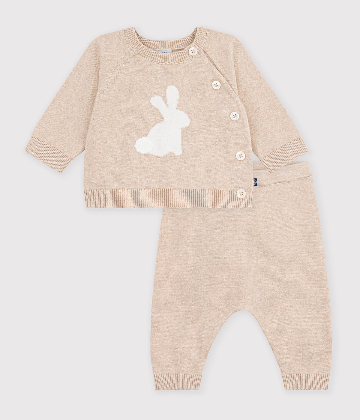 ensemble-bébé-en-tricot-à-motif
