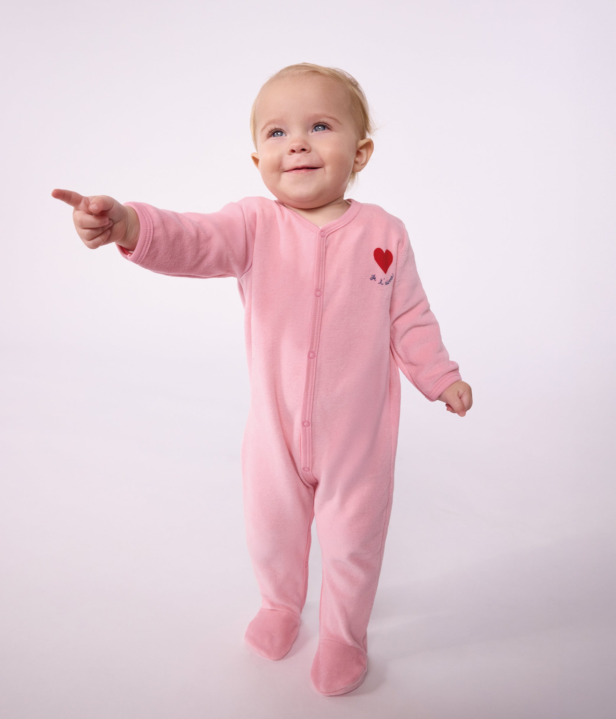 pyjama-bébé-en-velours-uni-avec-motif-placé