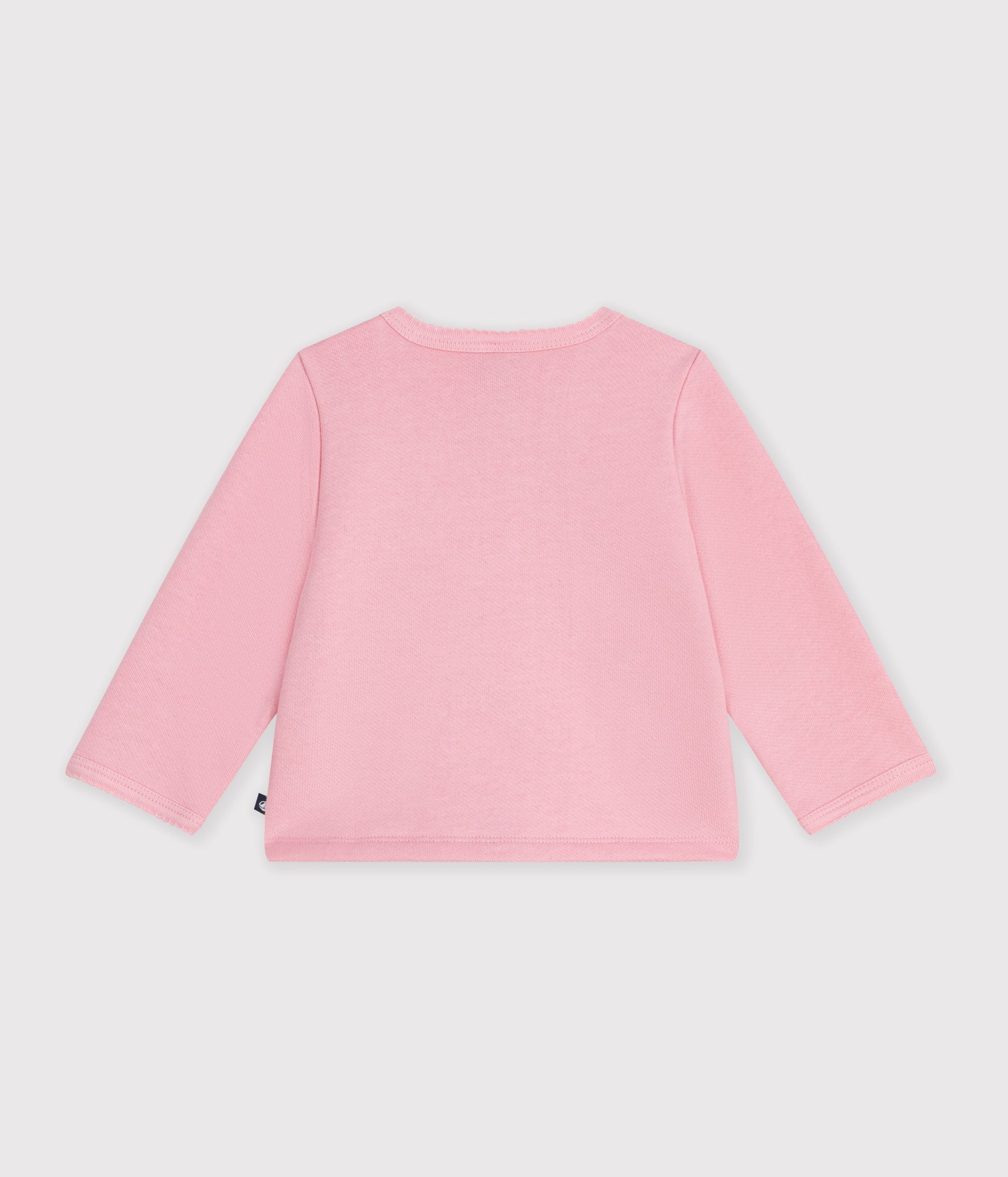 cardigan-bébé-en-coton-uni-et-badge-coeur