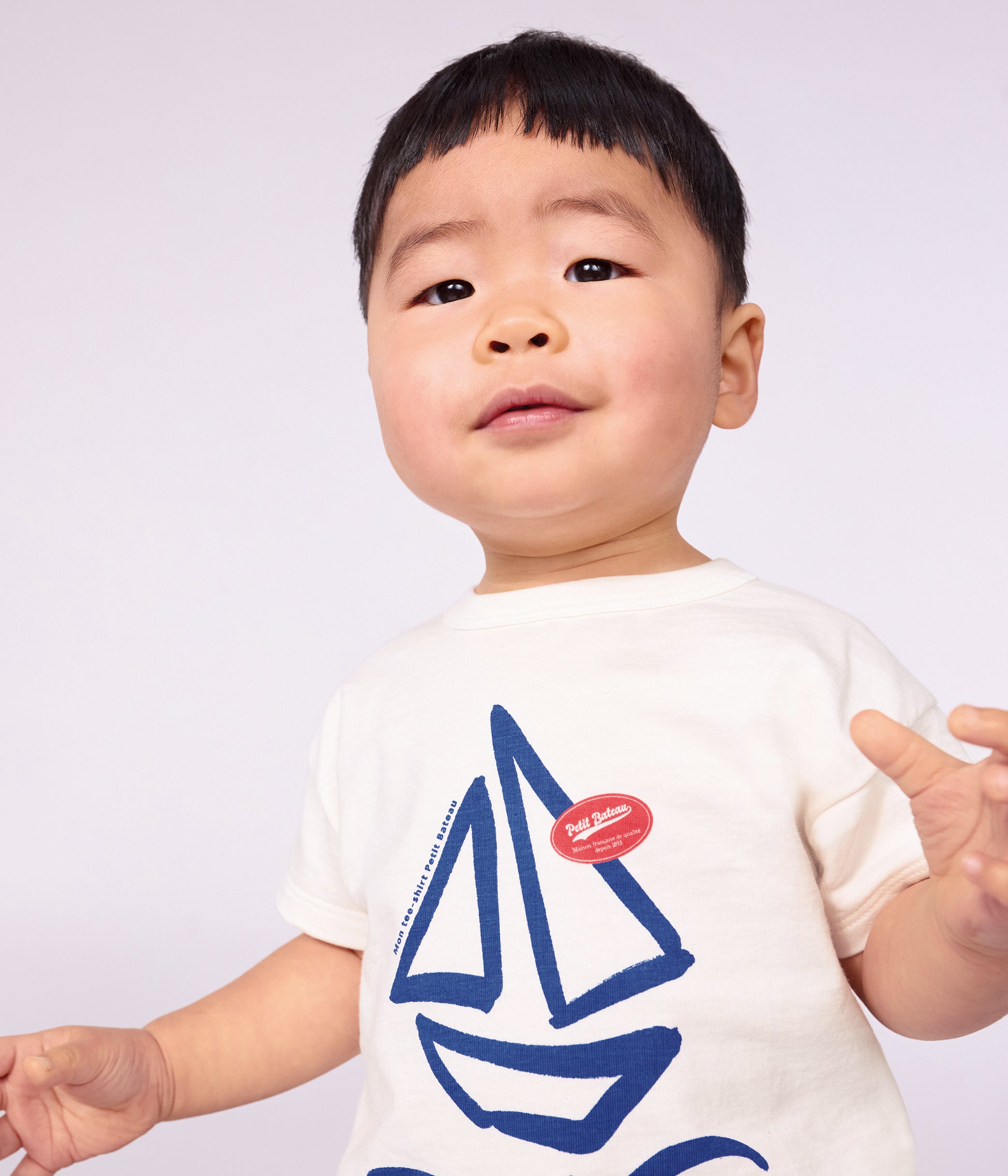 tee-shirt-bébé-en-coton-manches-courtes-uni-à-motif