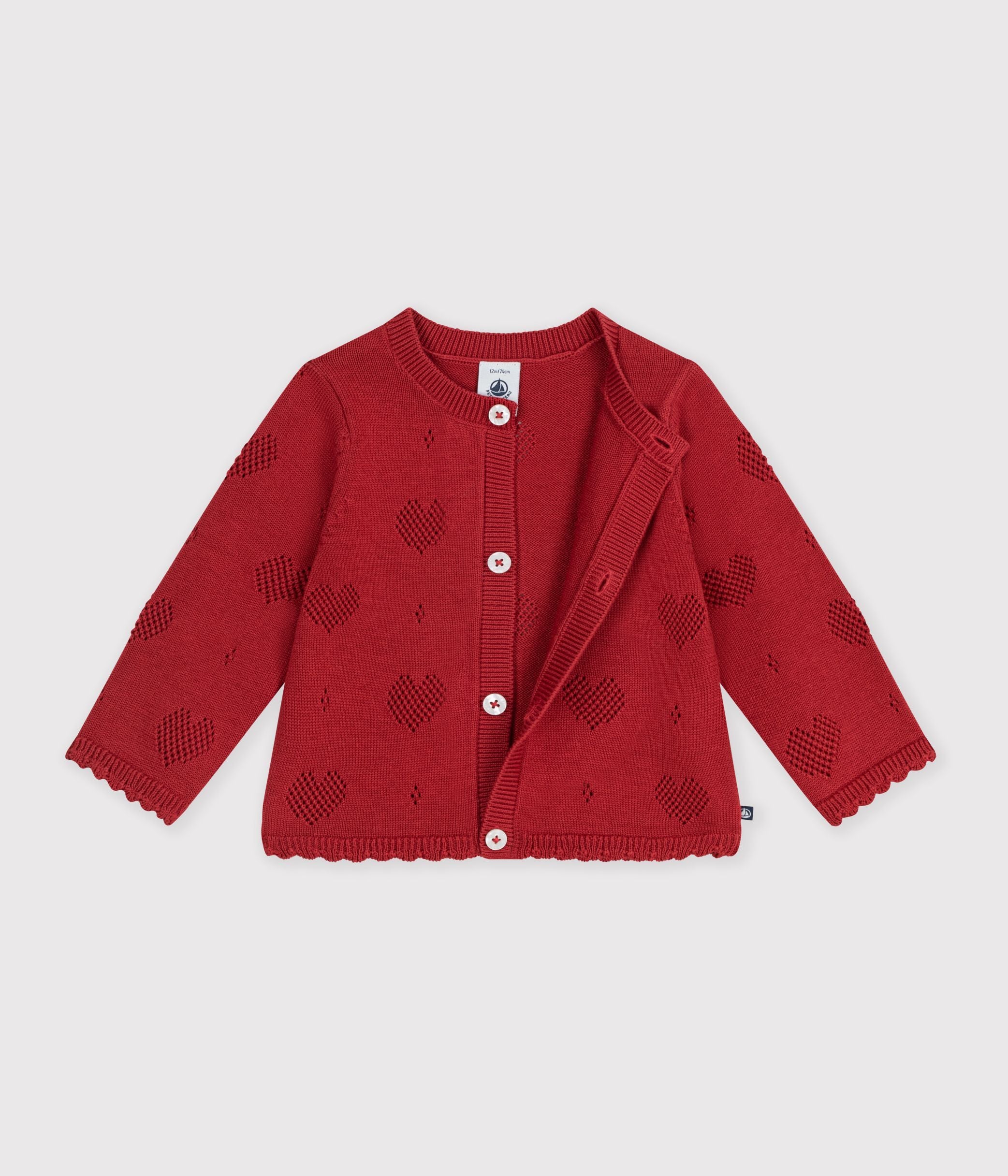 cardigan-bébé-en-coton-à-motifs-coeurs