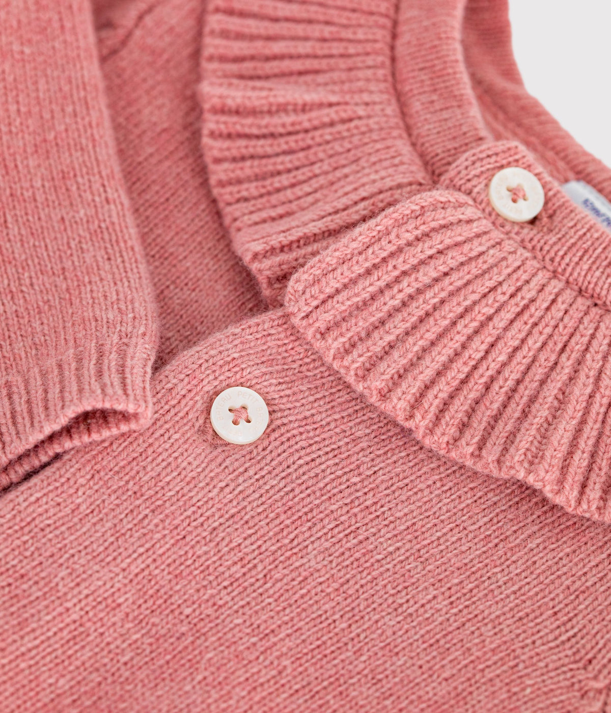 cardigan-bébé-en-tricot-laine-et-coton-uni-à-col
