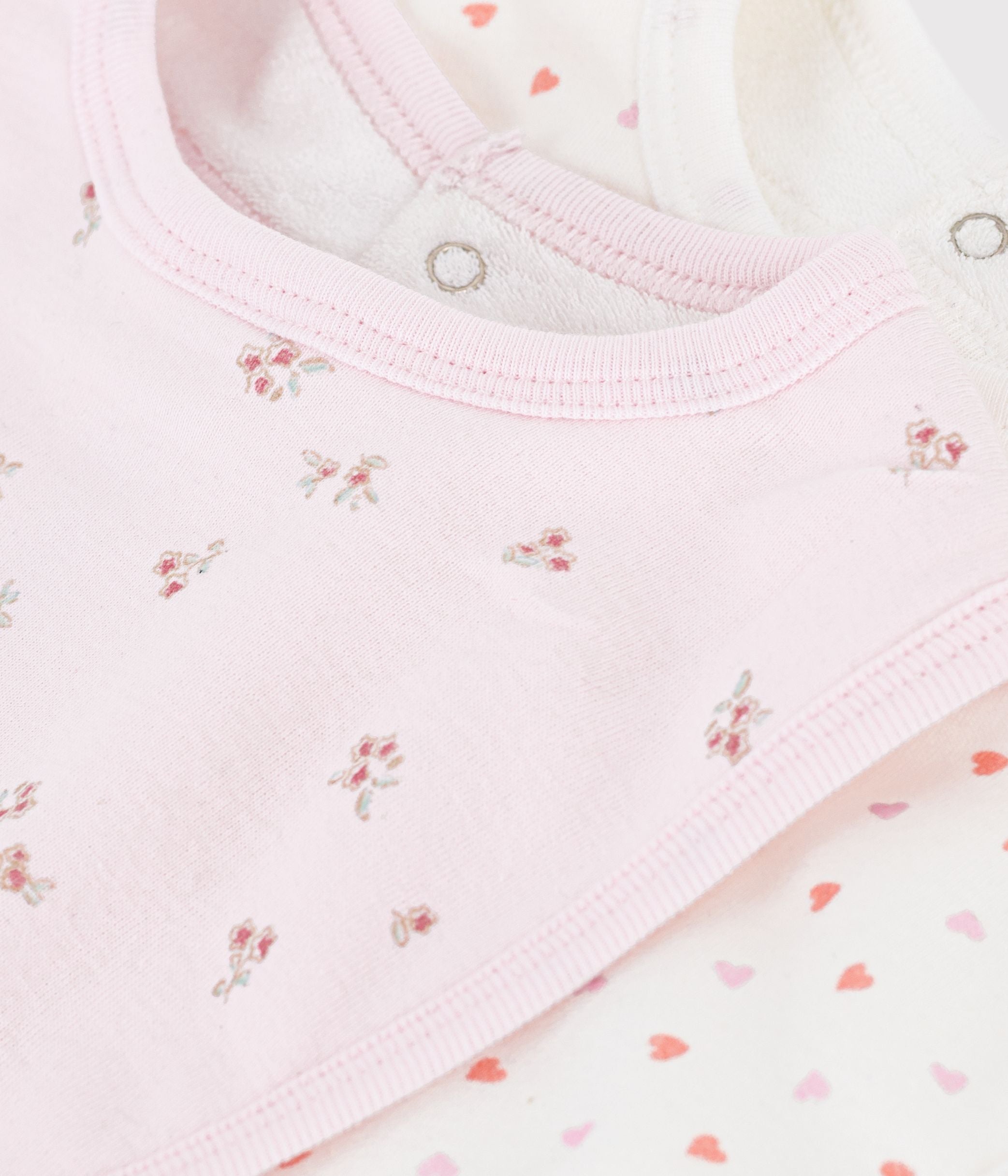 lot-de-bavoirs-bébé-en-coton-imprimé-à-fleurs