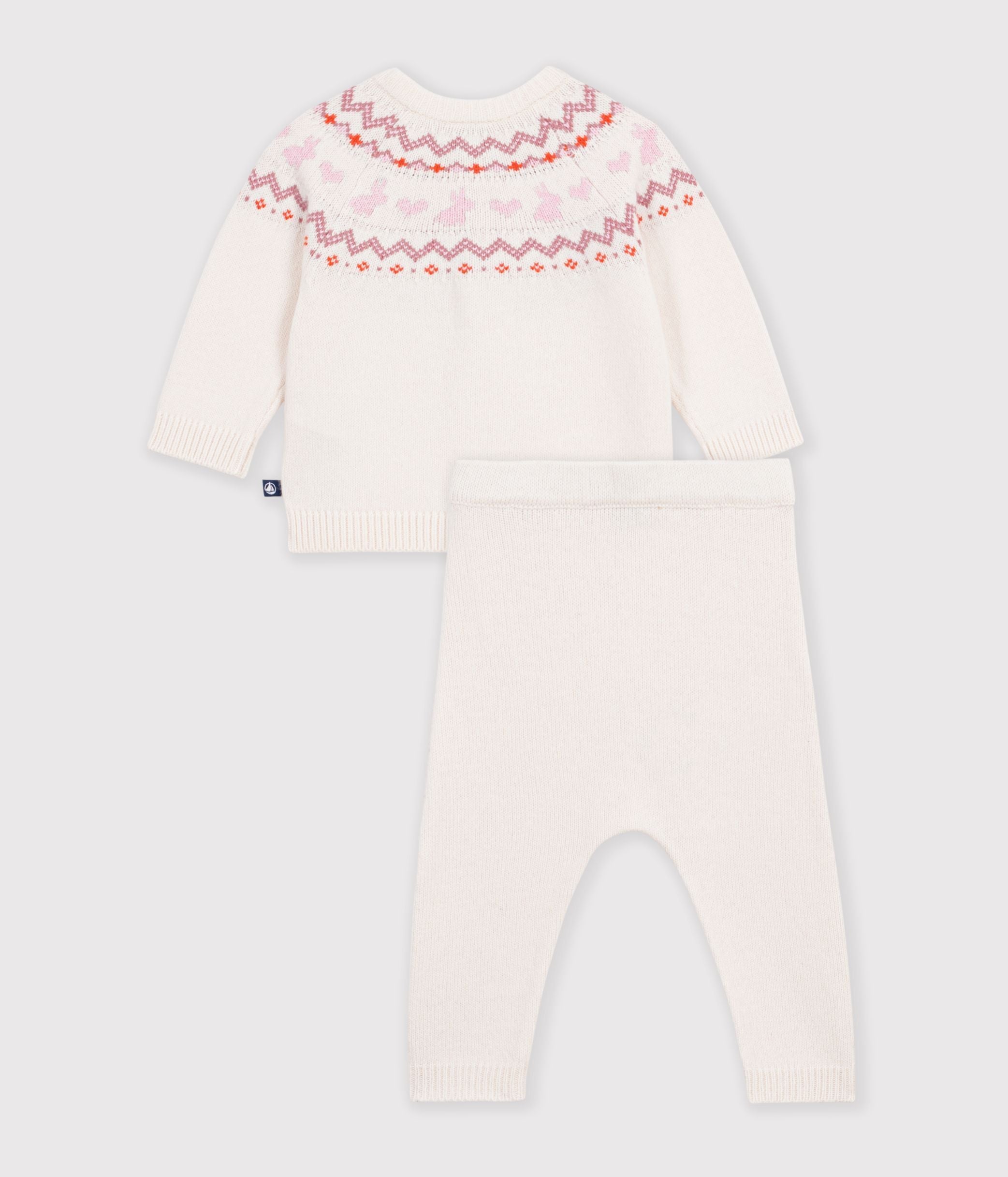 ensemble-bébé-en-tricot-à-motif-jacquard