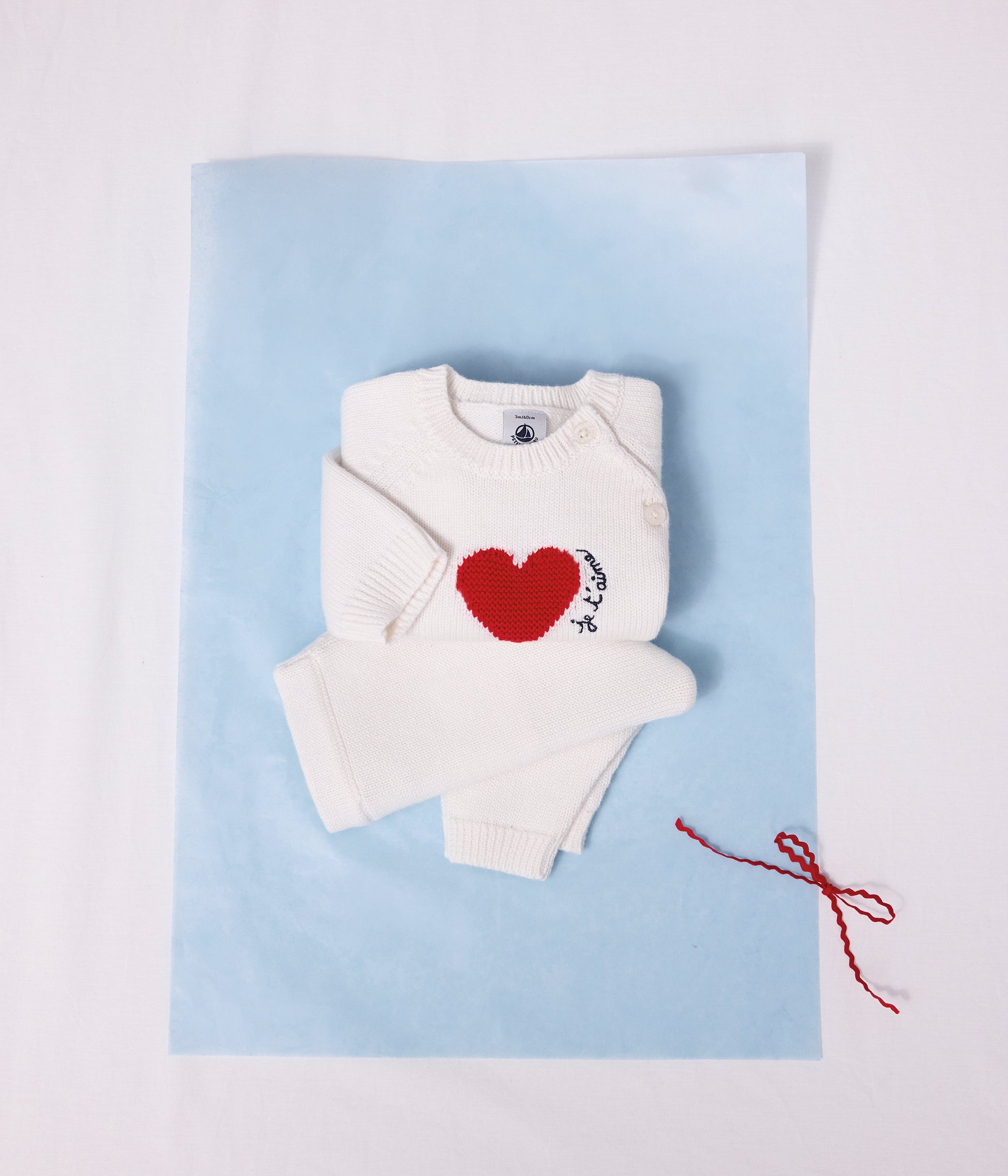 ensemble-bébé-en-tricot-jacquard-coeur