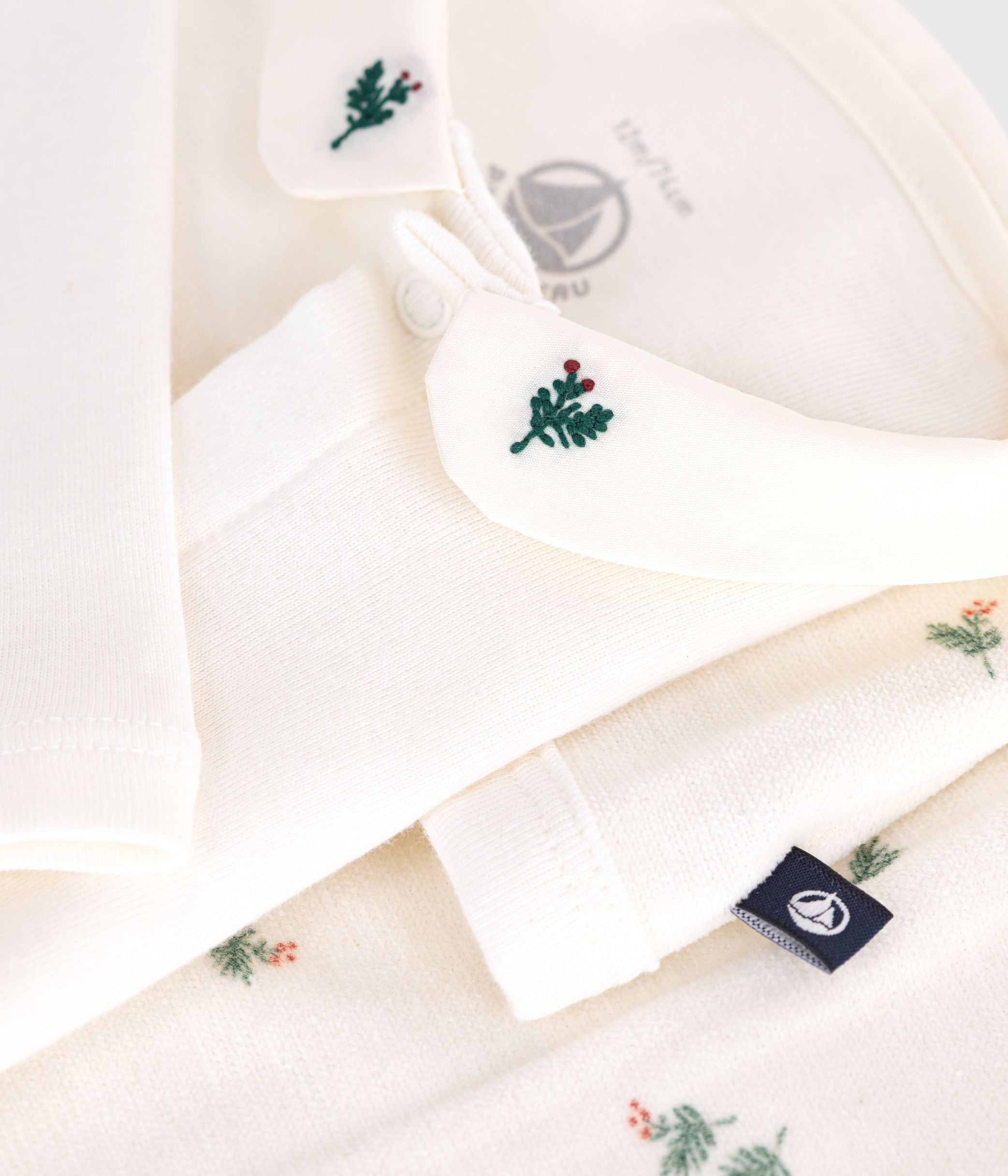 coffret-cadeau-bébé-en-coton-imprimé-à-fleurs