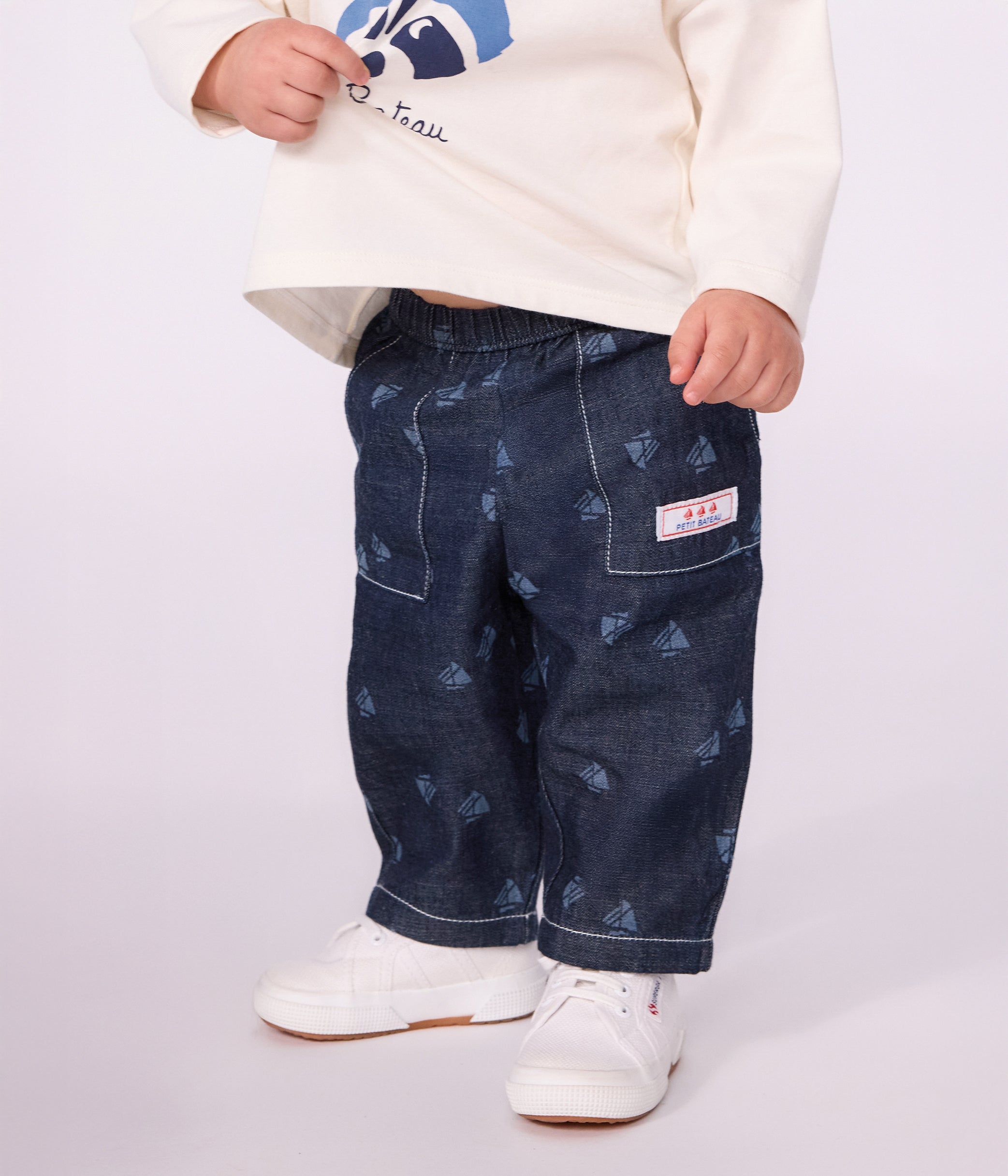 pantalon-bébé-en-denim-imprimé-bateaux