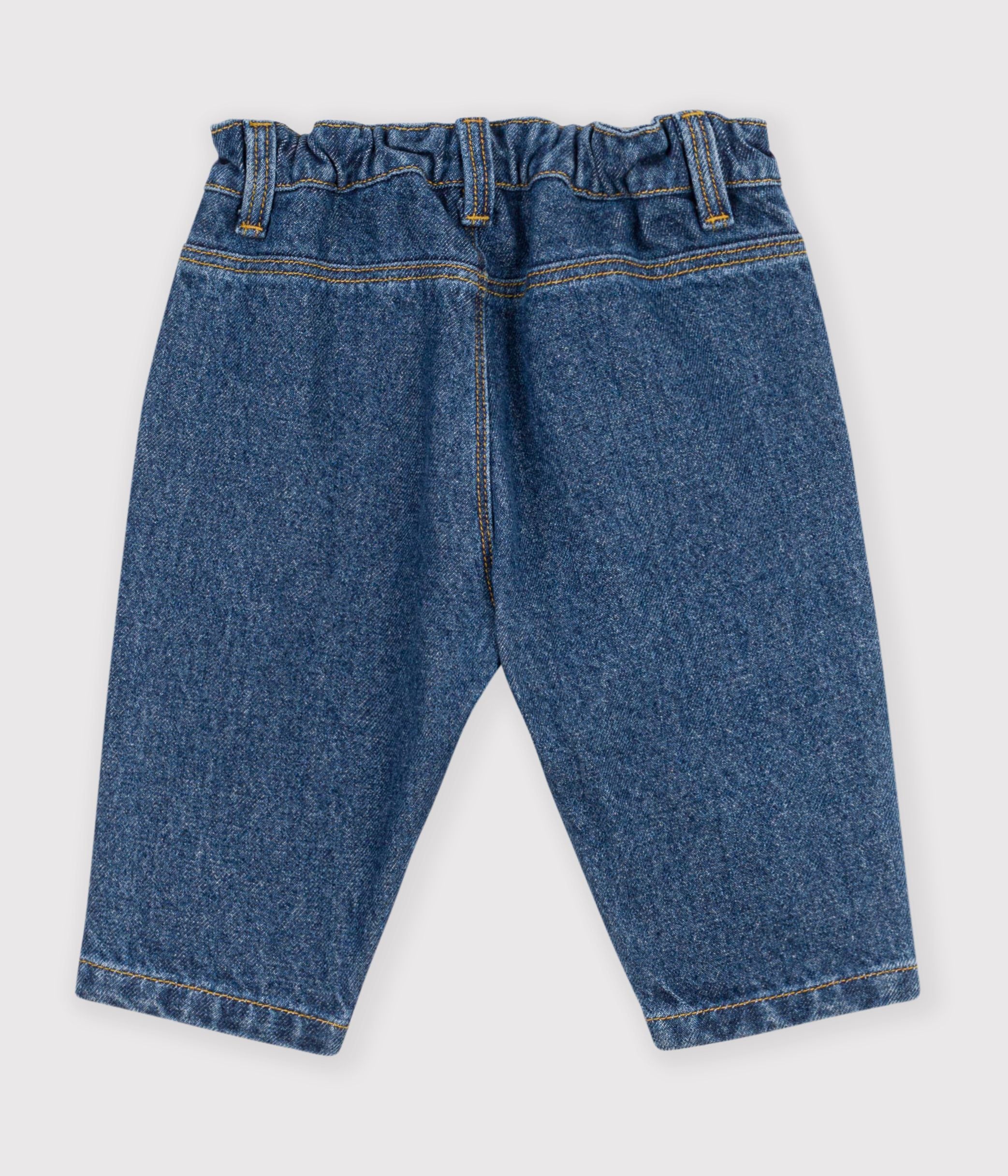 pantalon-bébé-en-denim-uni-et-broderie-coeur